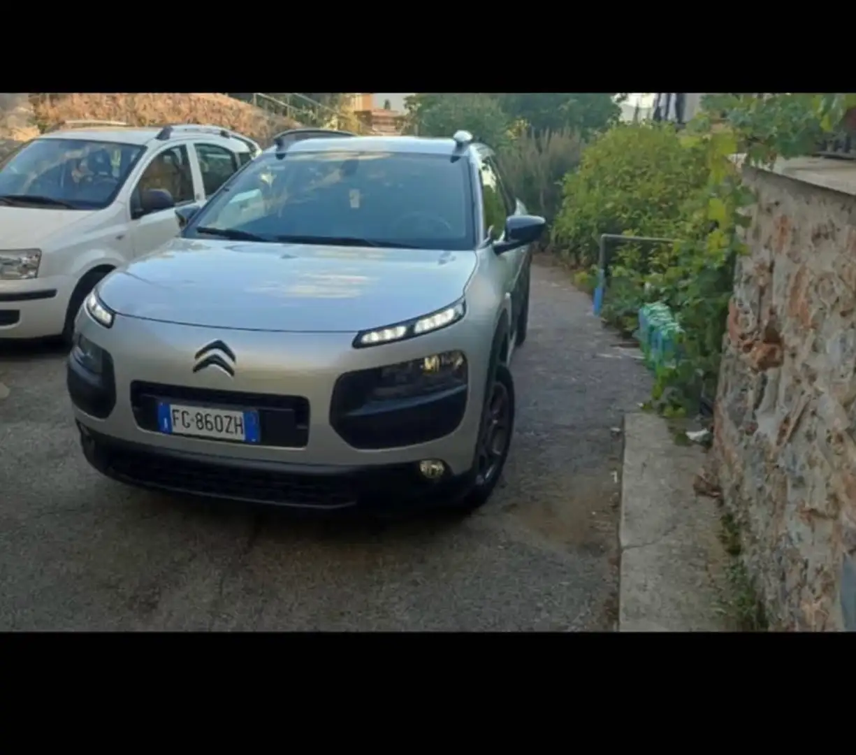 Citroen C4 Cactus pur tech 82 S - 1
