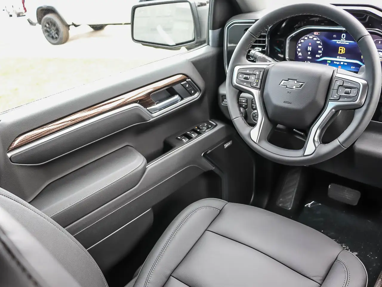Chevrolet Silverado 1500 снимка Chevrolet Silverado 1500
