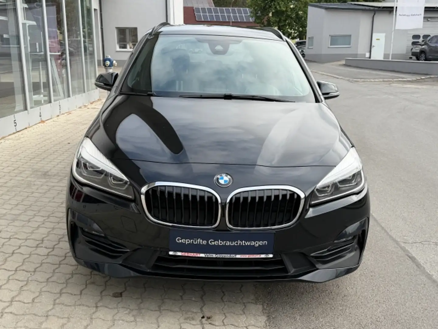BMW 218 218d xDrive Gran Tou Schwarz - 2