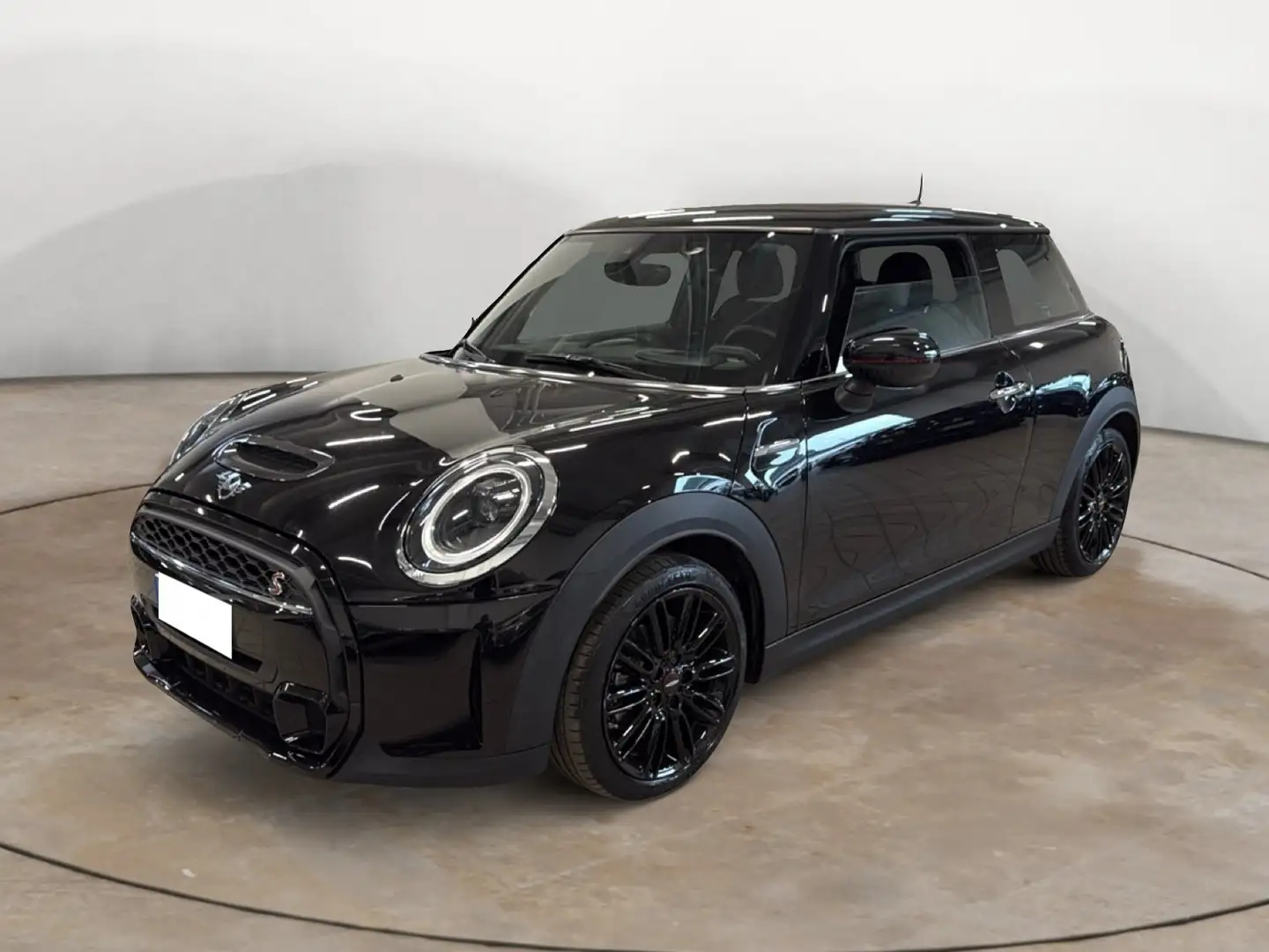 MINI Cooper S Mini F56 2021 3p Mini 3p 2.0 Cooper S Classic auto Schwarz - 1