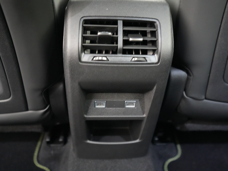 Peugeot 408 | Demo Deal | GT Avantage 58 kWh | Camera | Winter — photo 14