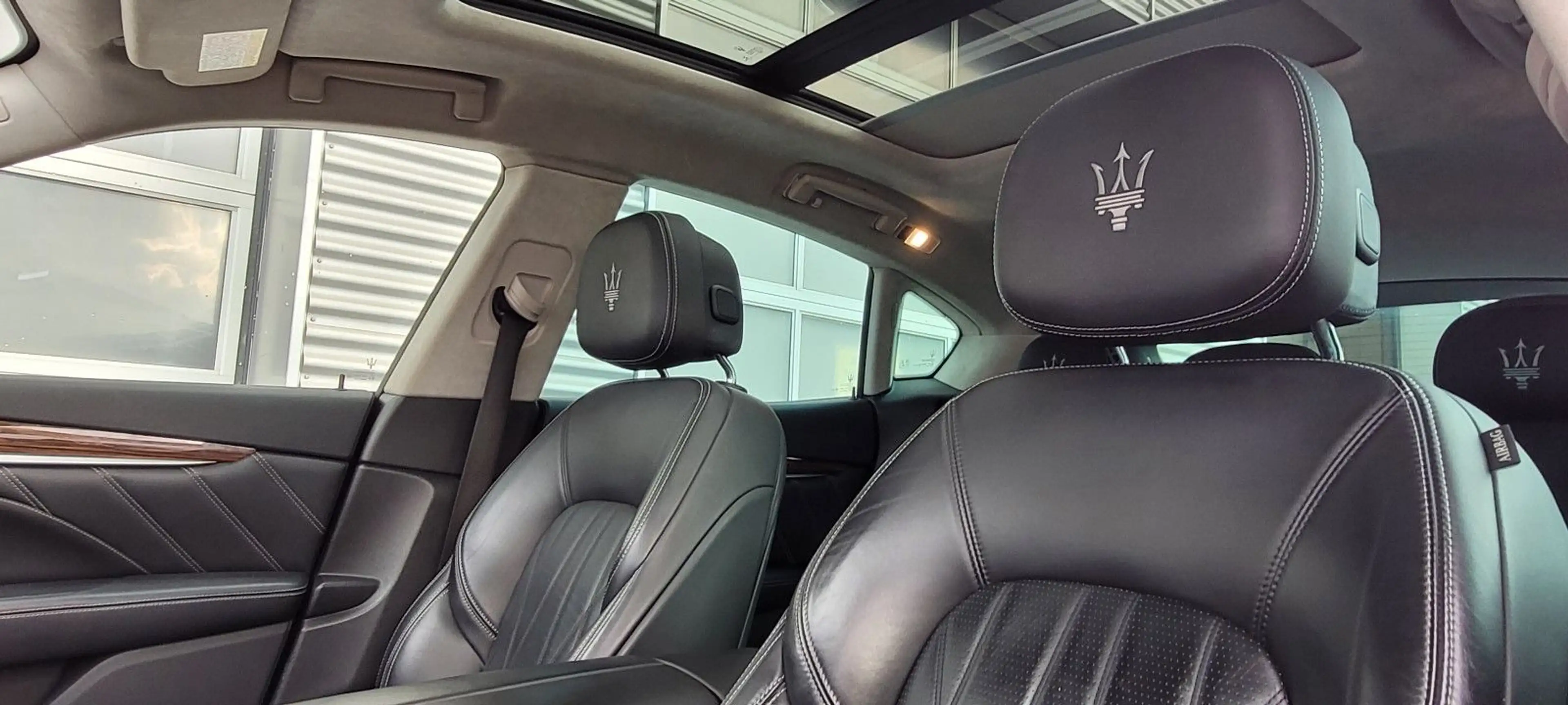 Maserati Levante GranLusso Q4 — photo 10