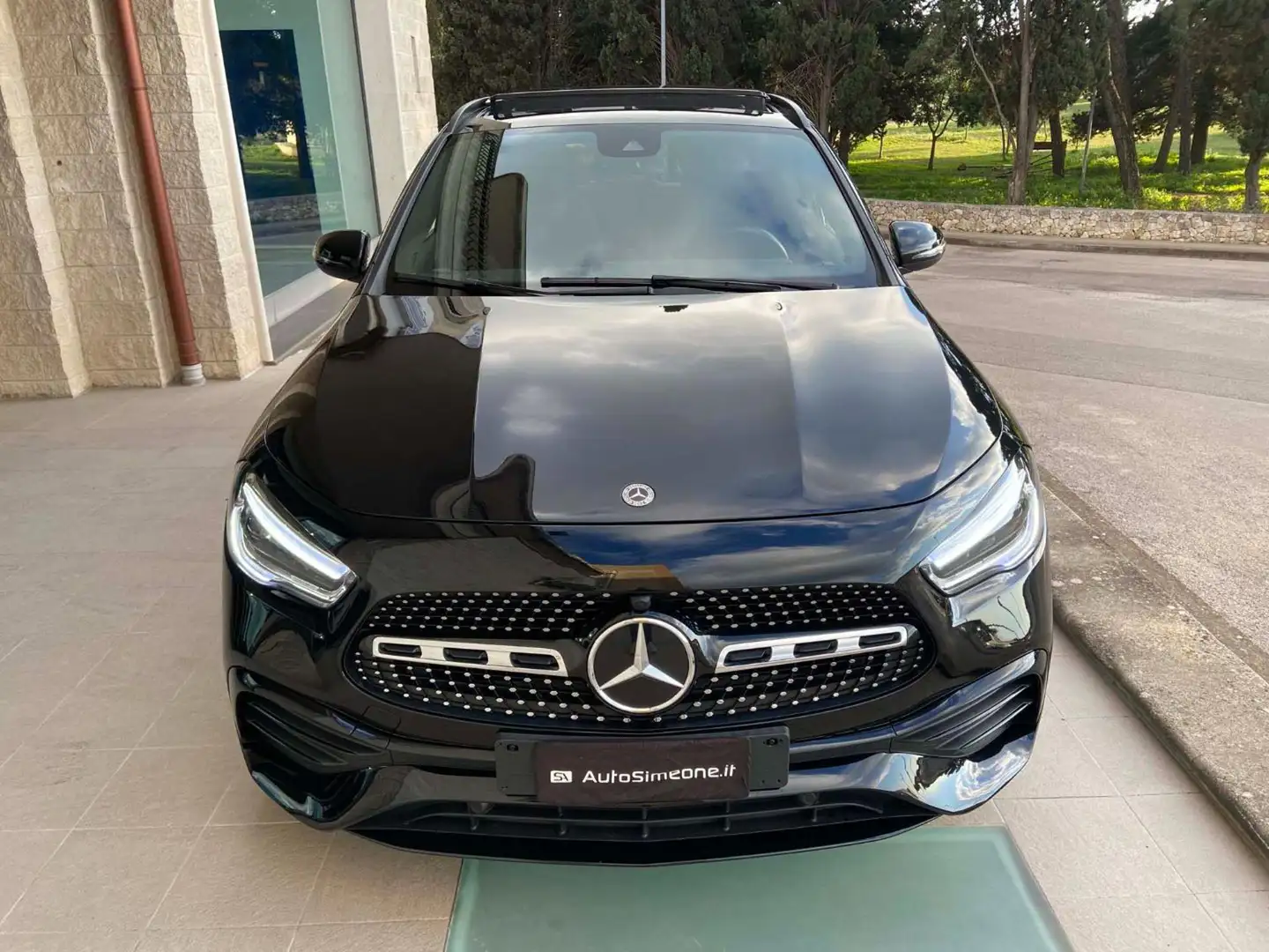 Mercedes-Benz GLA 200 d Automatic Premium Amg FARI MULTIBEAM-TETTO Nero - 2