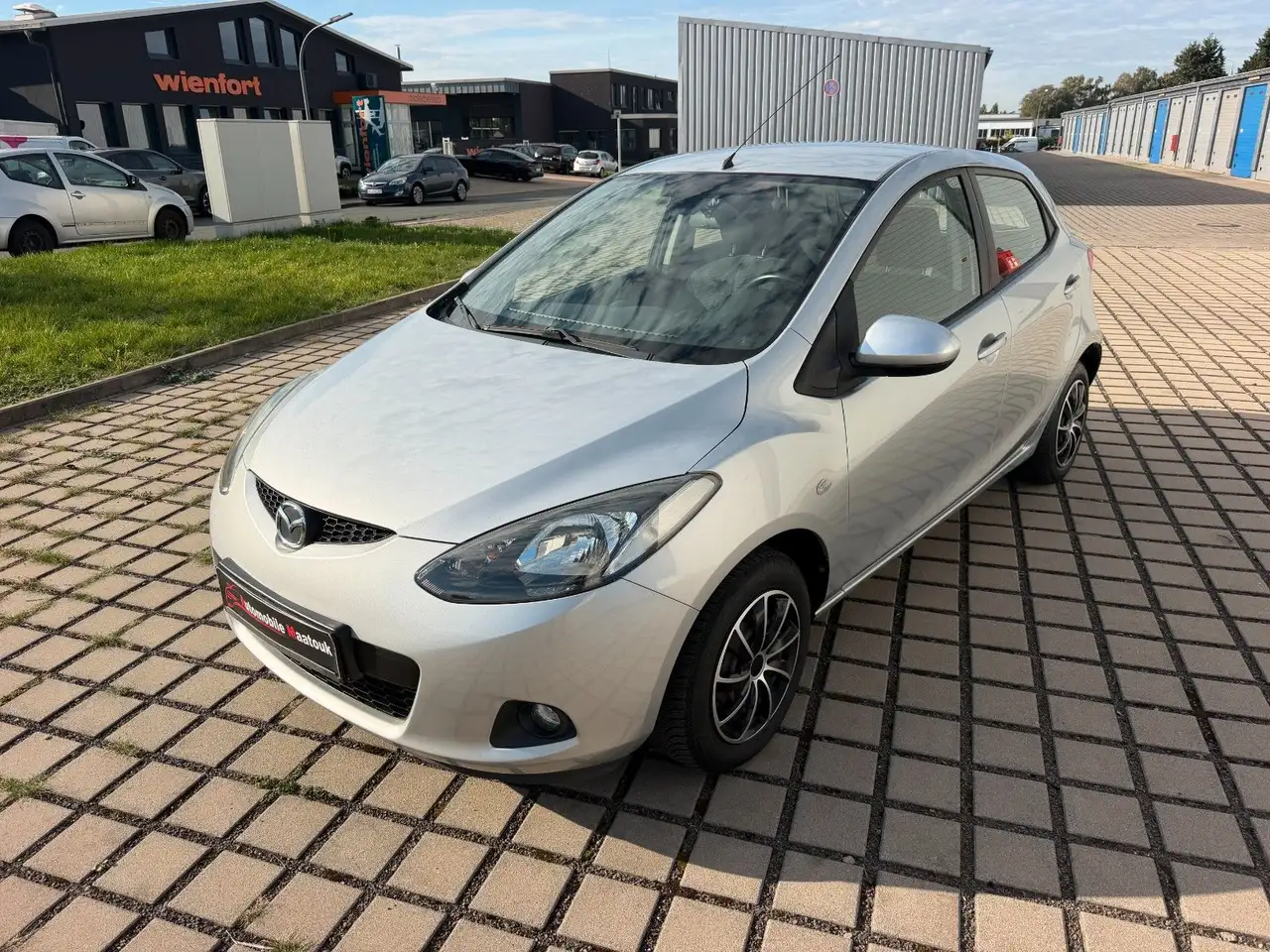 Mazda 2