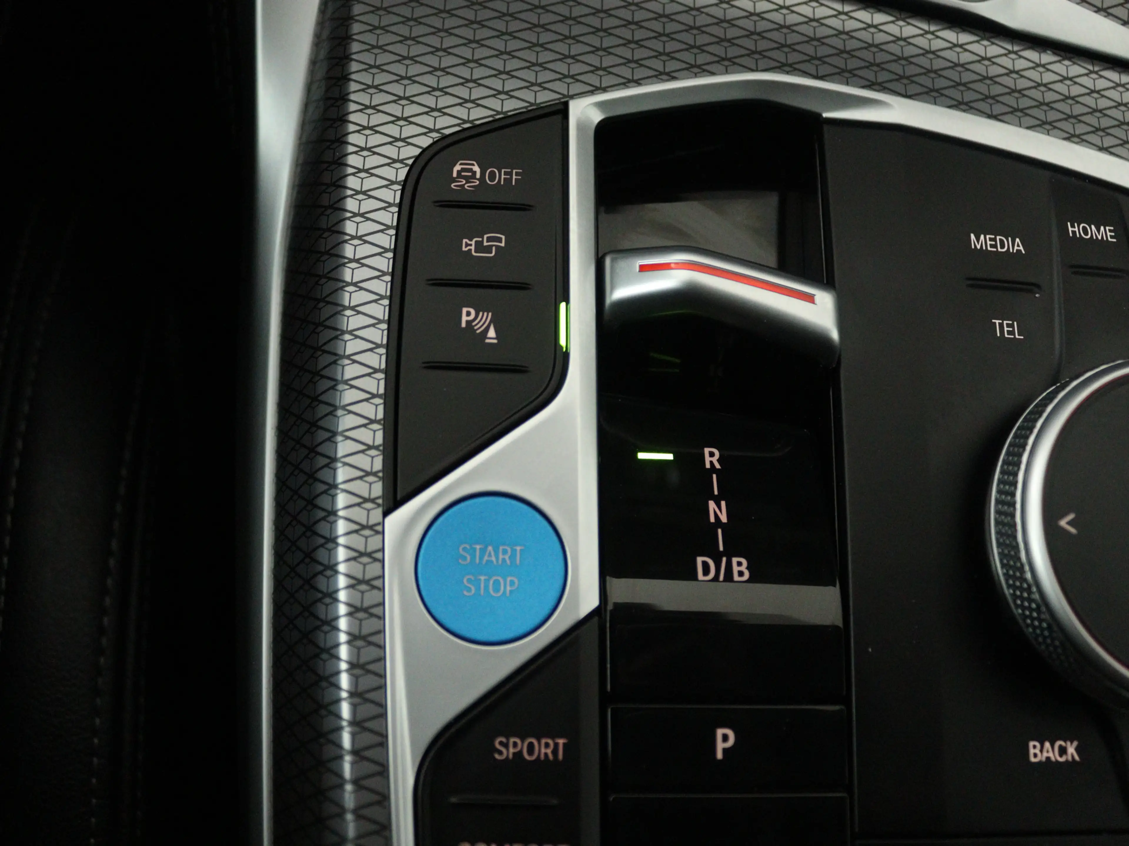 BMW i4 eDrive40 High Executive 84 kWh | M Sport Pro Pack — photo 11