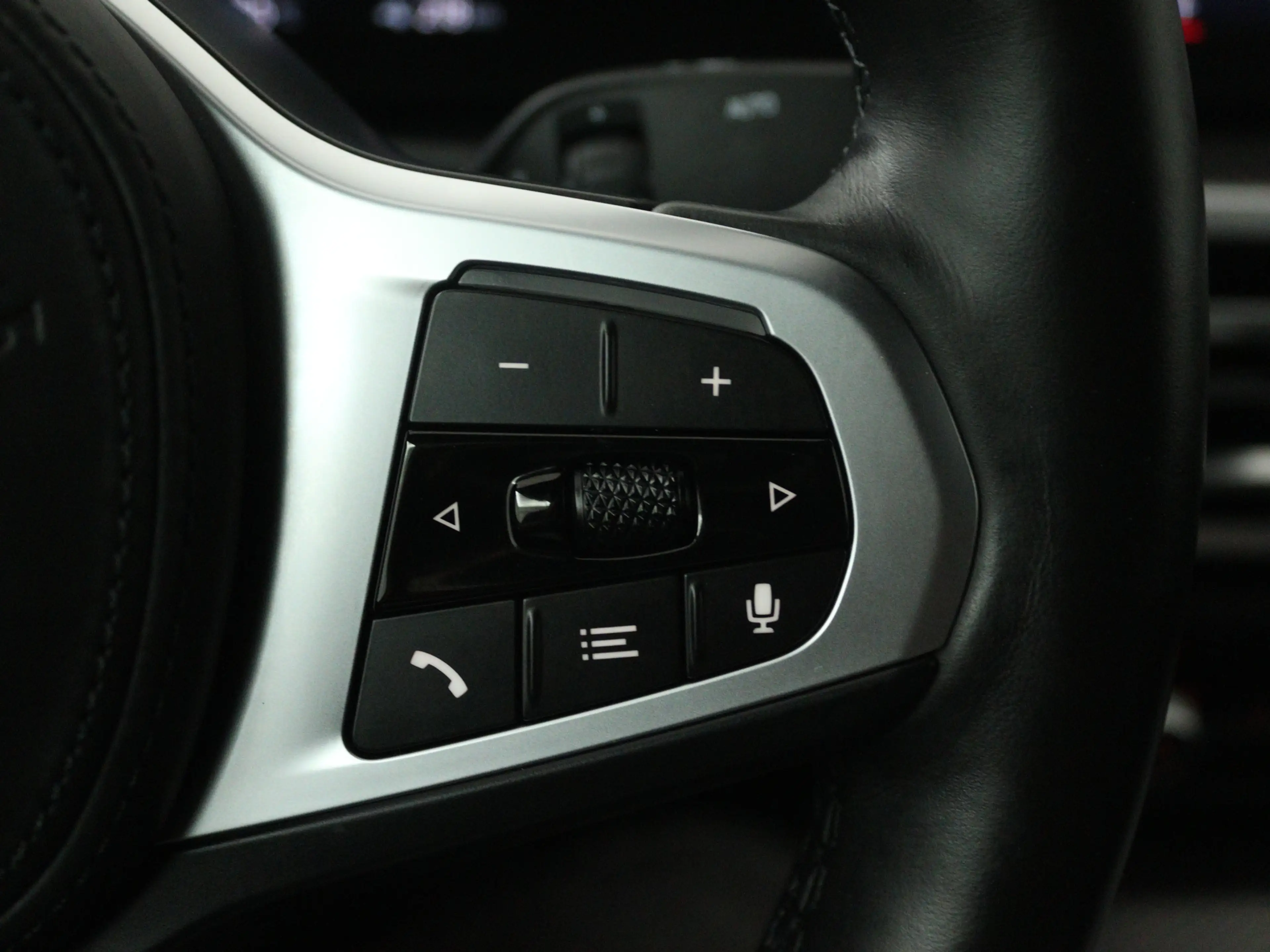 BMW i4 eDrive40 High Executive 84 kWh | M Sport Pro Pack — photo 5