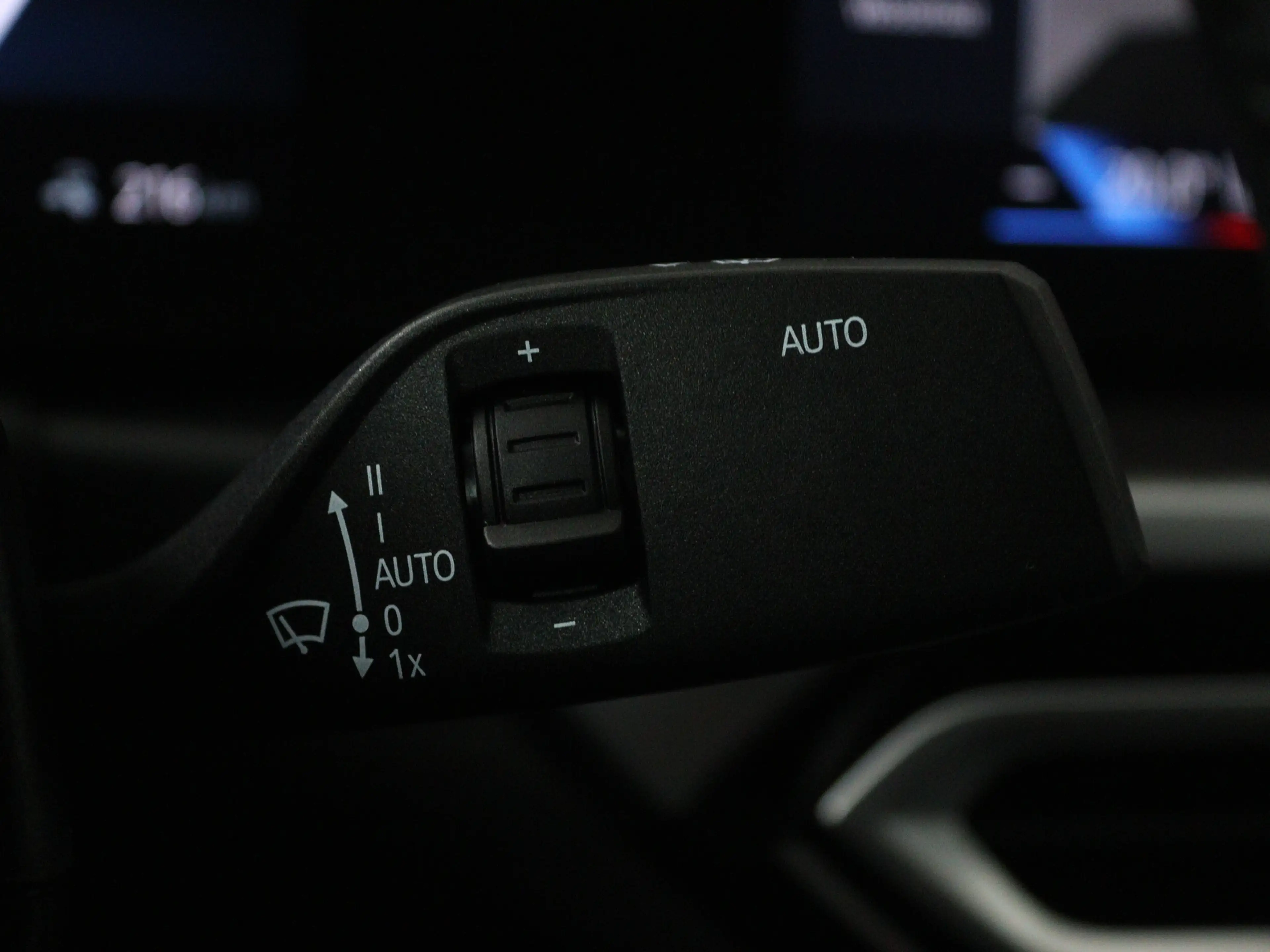 BMW i4 eDrive40 High Executive 84 kWh | M Sport Pro Pack — photo 13