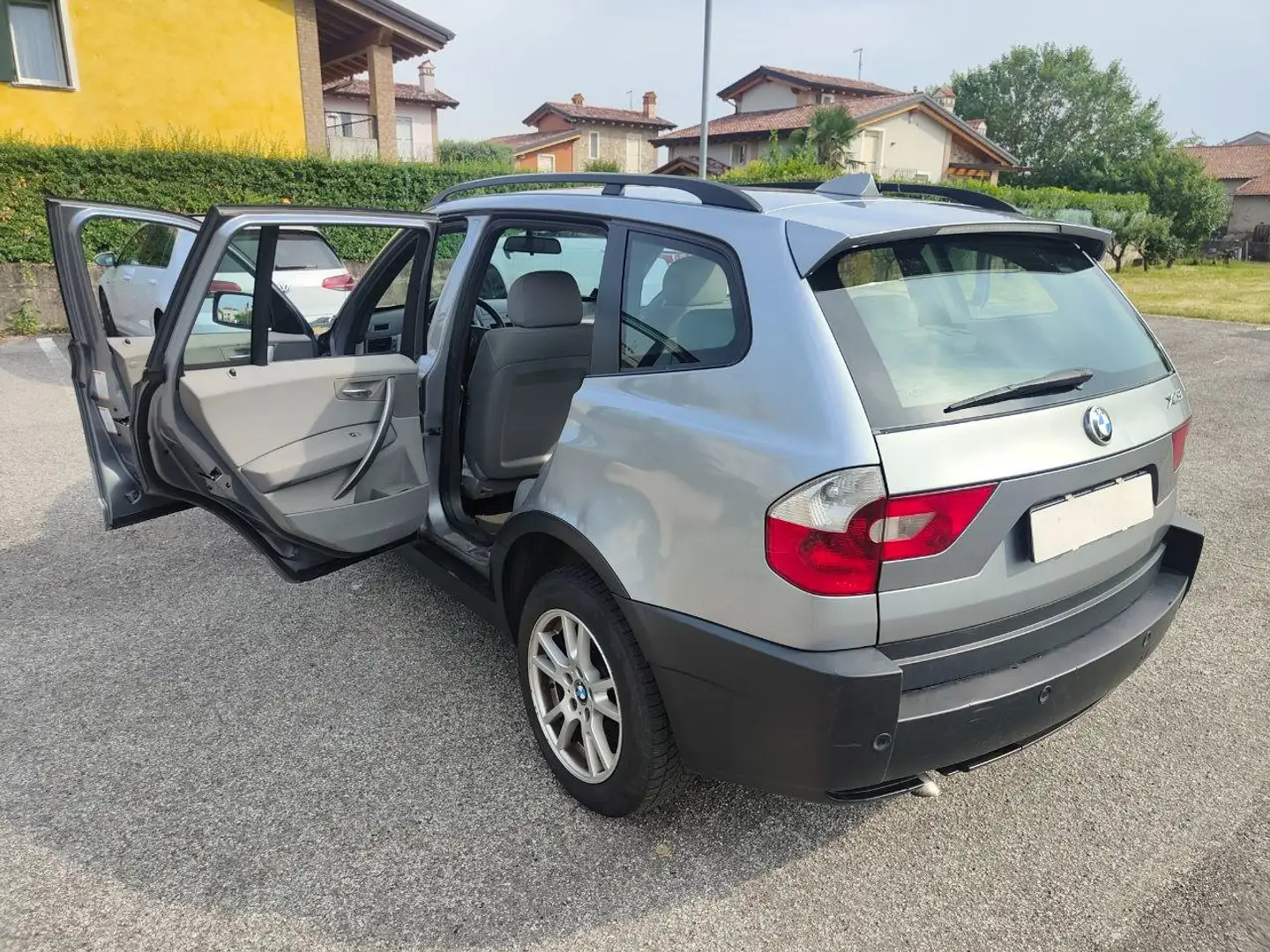 BMW X3 2,0d 4x4 Grigio - 1