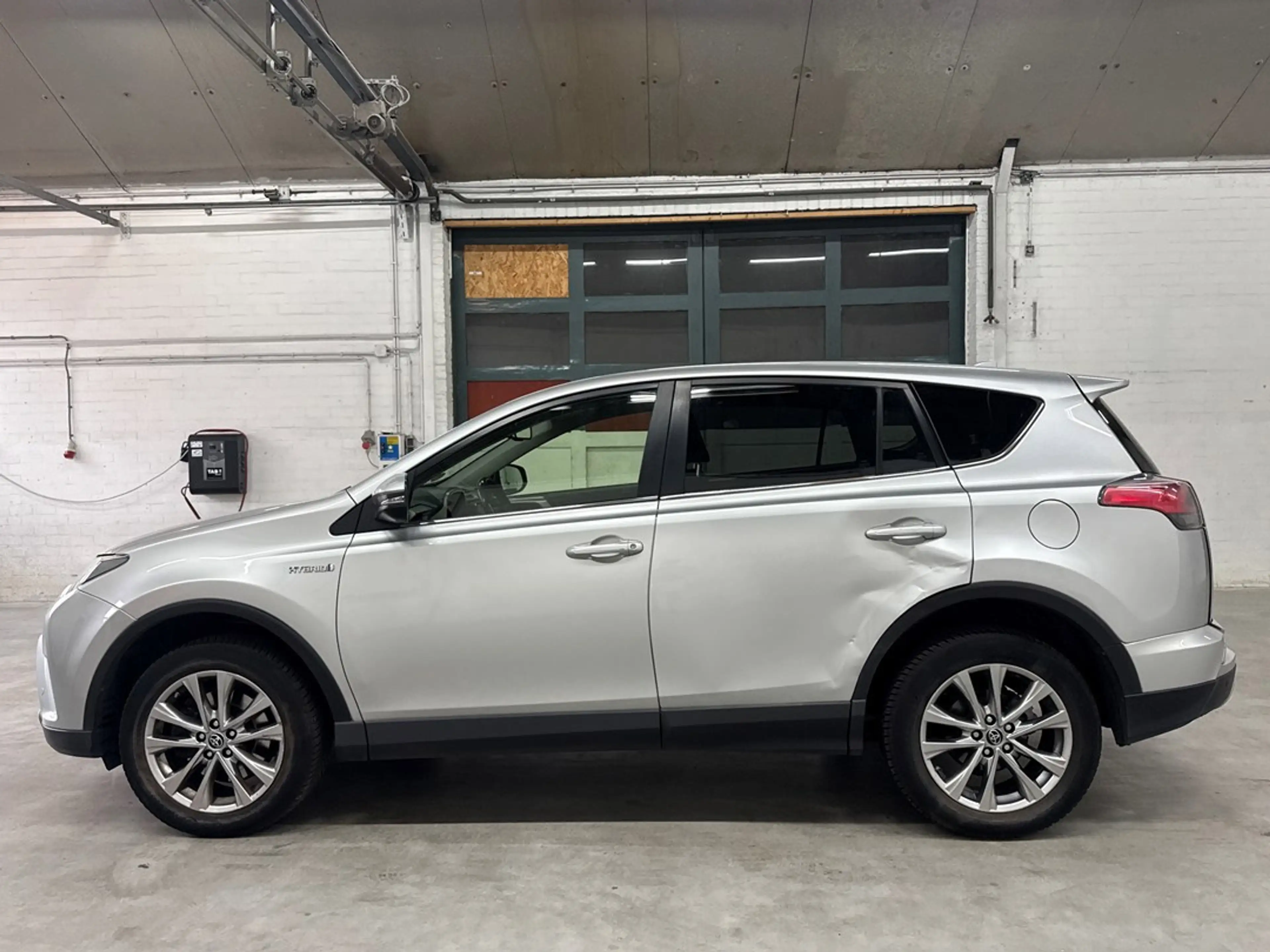 Toyota RAV 4 2.5 Hybrid Executive | Trekhaak | Navigatie | Came — photo 2