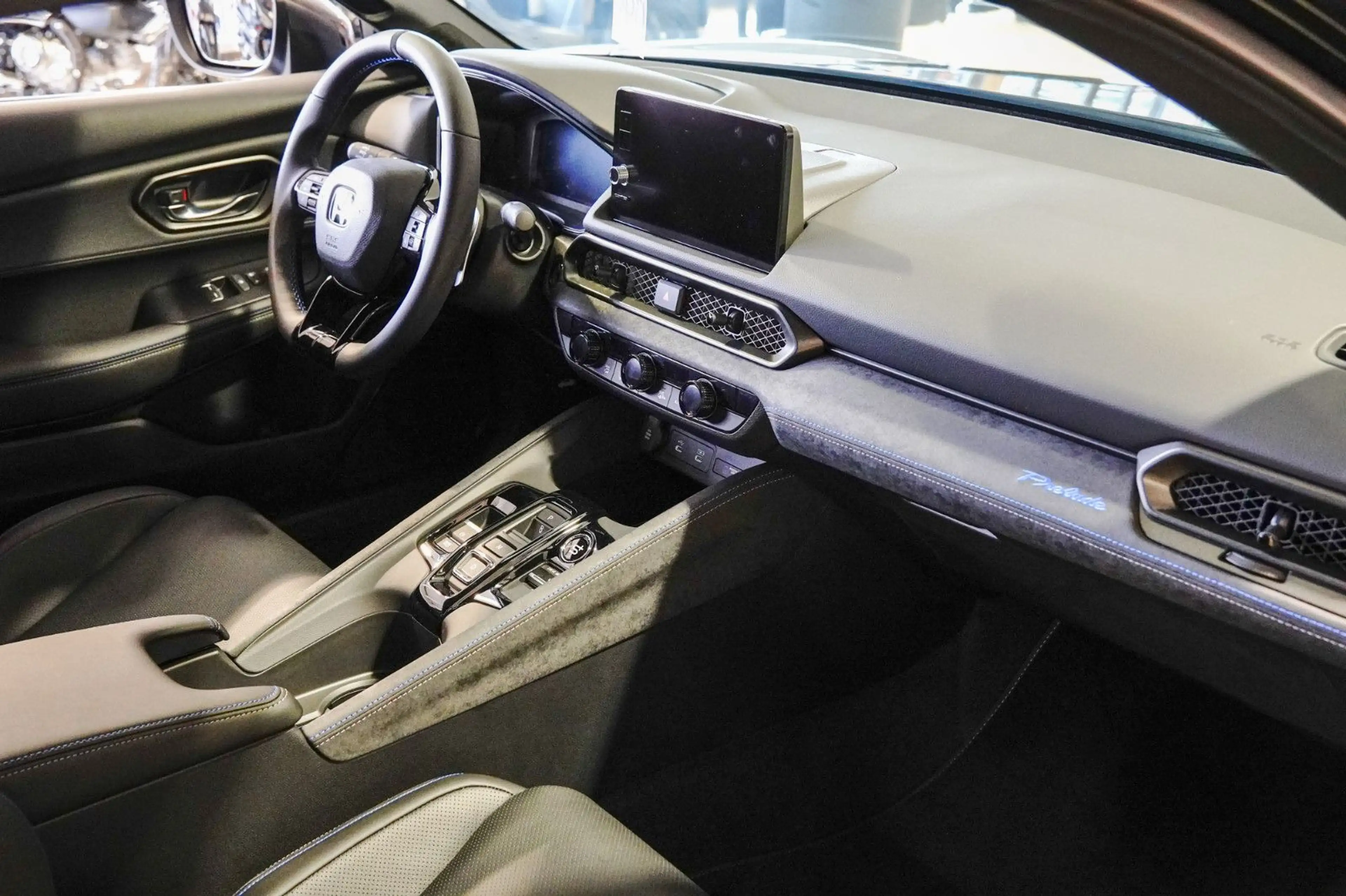 Honda Prelude 2.0 e:HEV Advance mit Black Paket — photo 13