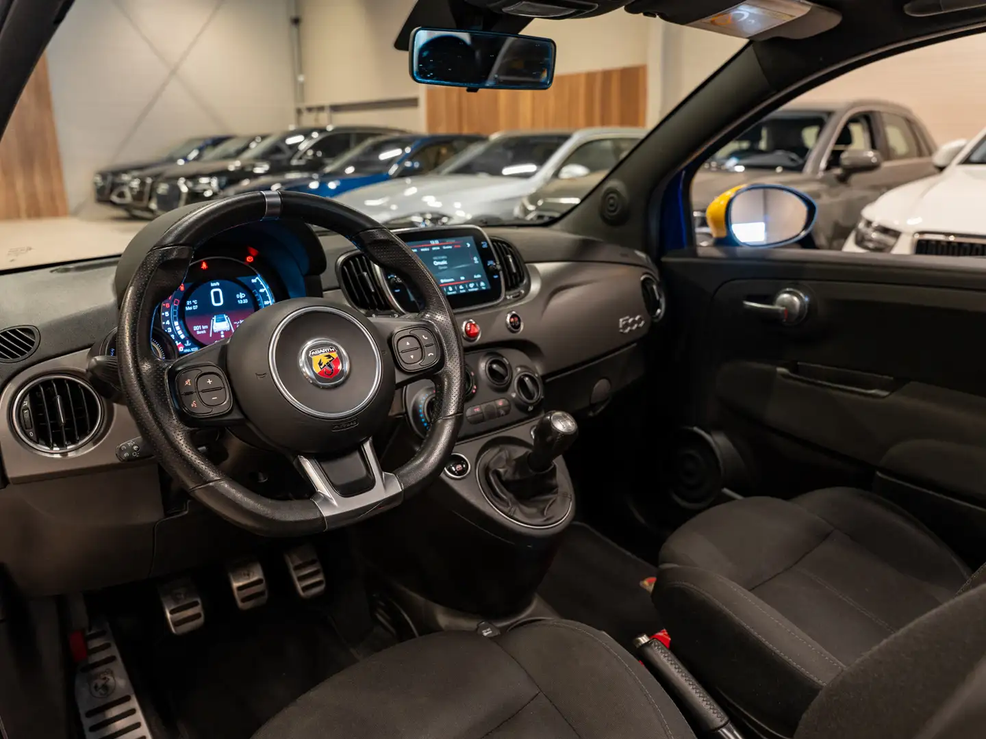 Abarth 595 Pista Fiat Cabrio Edition 1.4 T-Jet 160PK, Bluetooth/Tel Blau - 2
