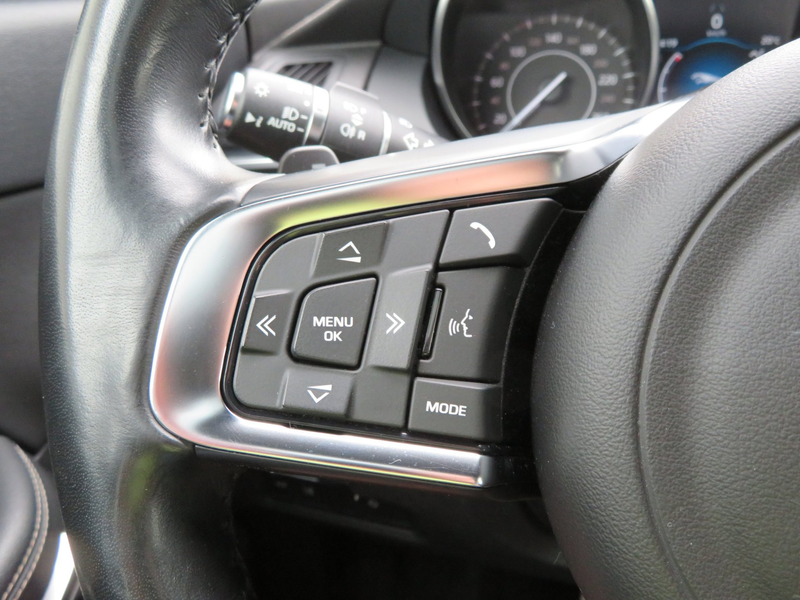 Jaguar E-Pace 2.0 P250 AWD R-Dynamic S LEDER-PANODAK-DEALER OH — photo 41