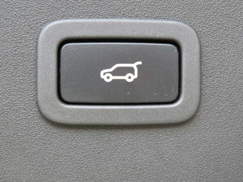 Jaguar E-Pace 2.0 P250 AWD R-Dynamic S LEDER-PANODAK-DEALER OH — photo 25