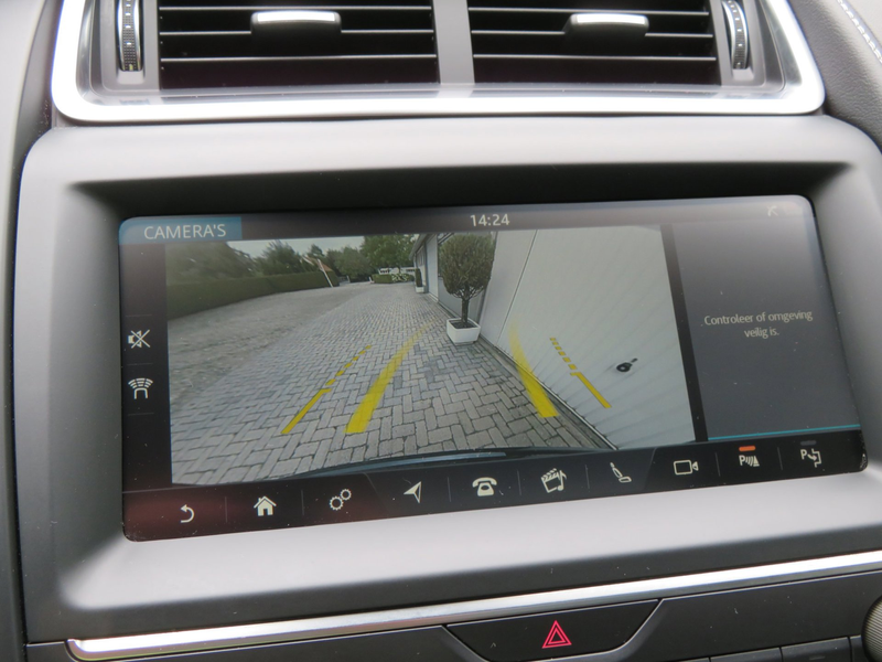 Jaguar E-Pace 2.0 P250 AWD R-Dynamic S LEDER-PANODAK-DEALER OH — photo 20