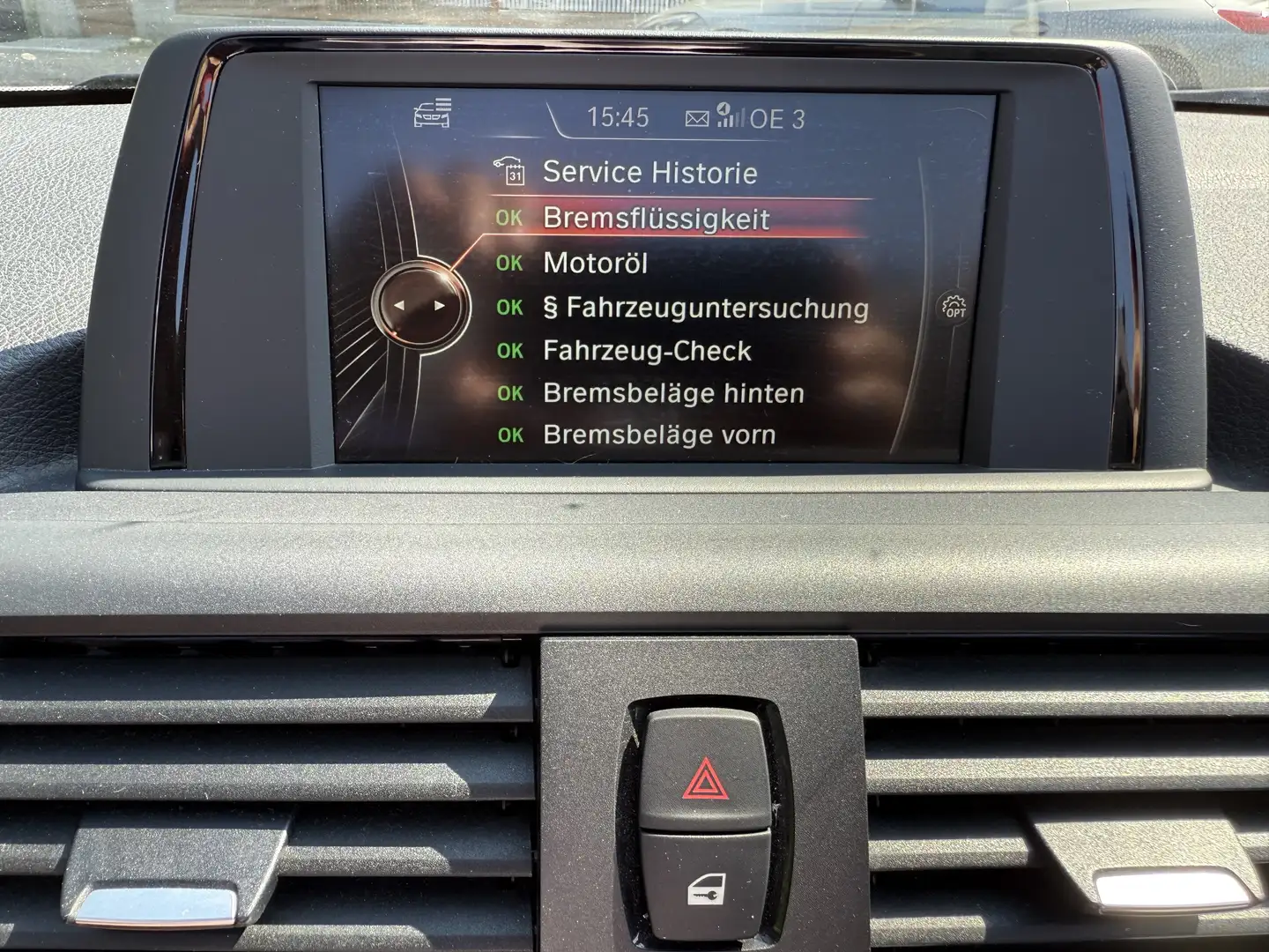 BMW 218 218i Cabrio - 2