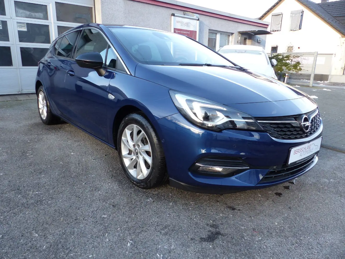 Opel Astra K Lim. 5-trg. Elegance, LED, Navi, Kamera Blau - 2