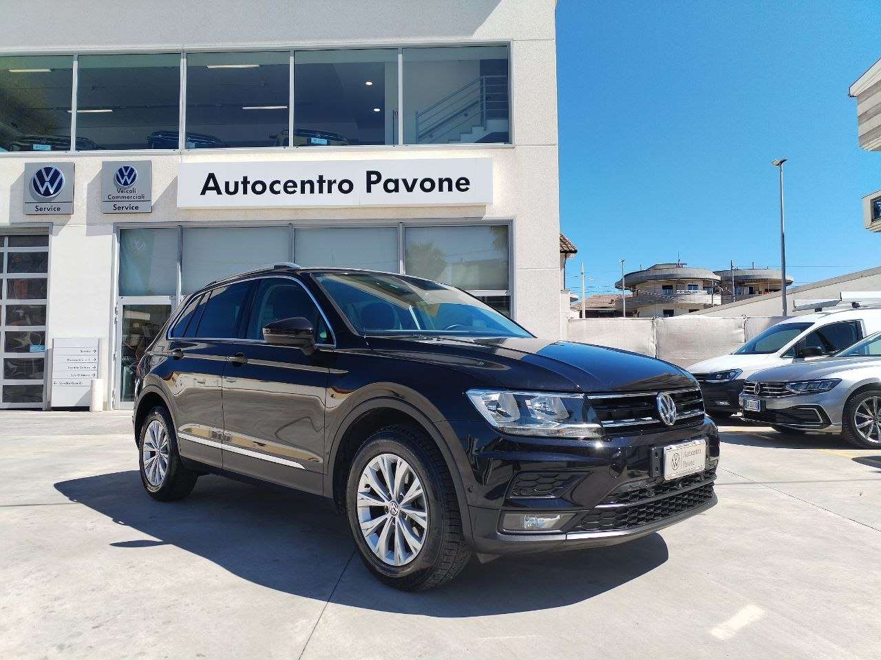 Volkswagen Tiguan 2.0 tdi Business 4motion 150cv dsg -Telecamera 360°-Navi-Climatronic 3 zone-