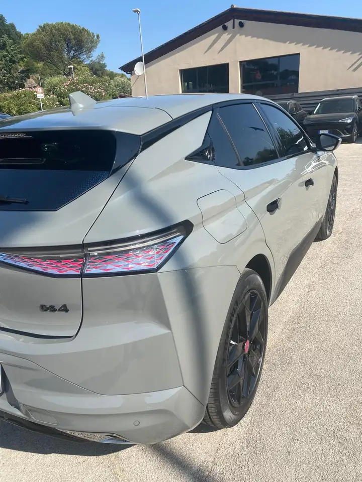 DS Automobiles DS 4 2024