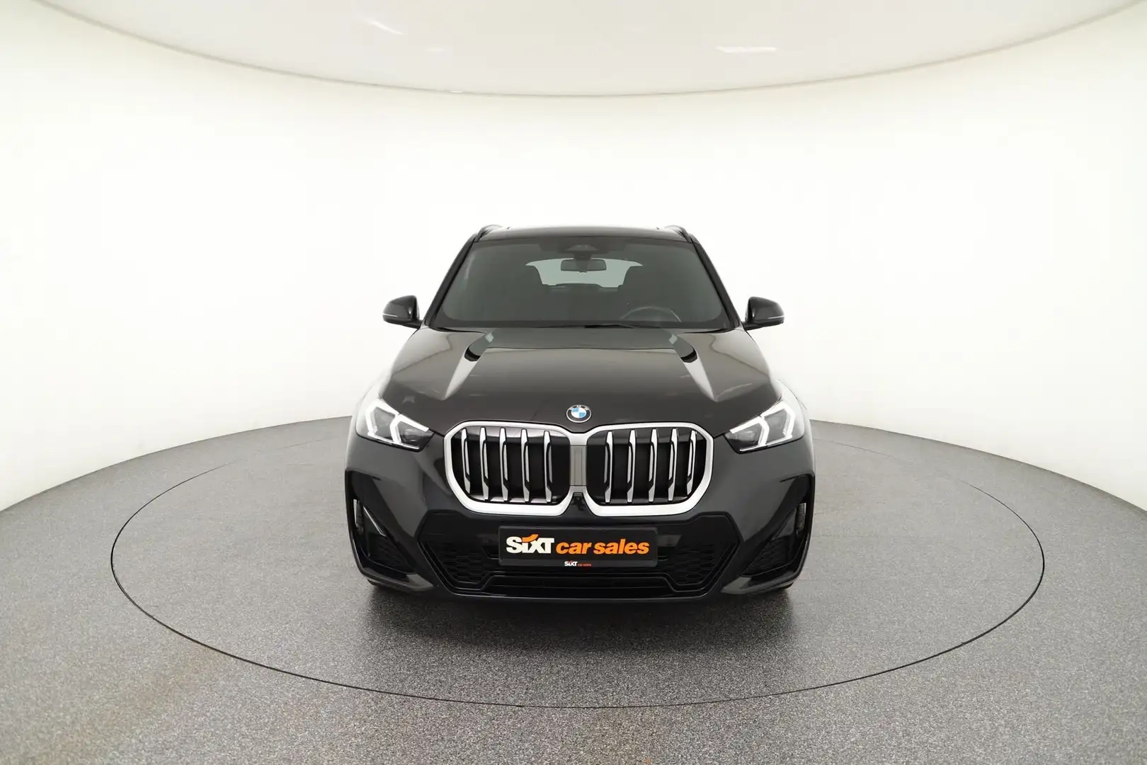 BMW X1 xDrive 23d M Sport|adLED|HUD|h&k|Pano|ACC|AHK Schwarz - 2