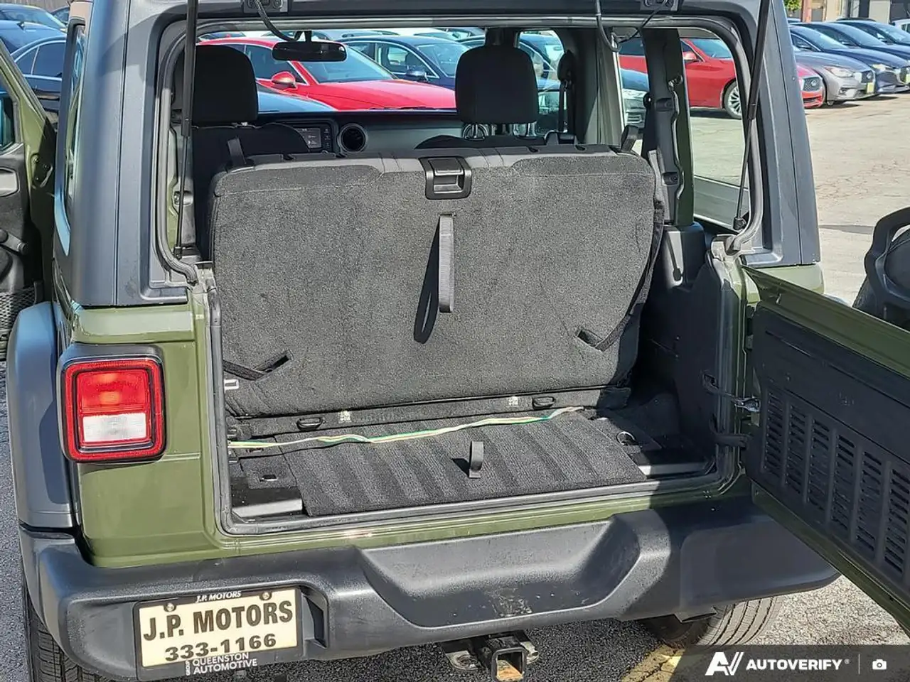 Jeep Wrangler снимка Jeep Wrangler