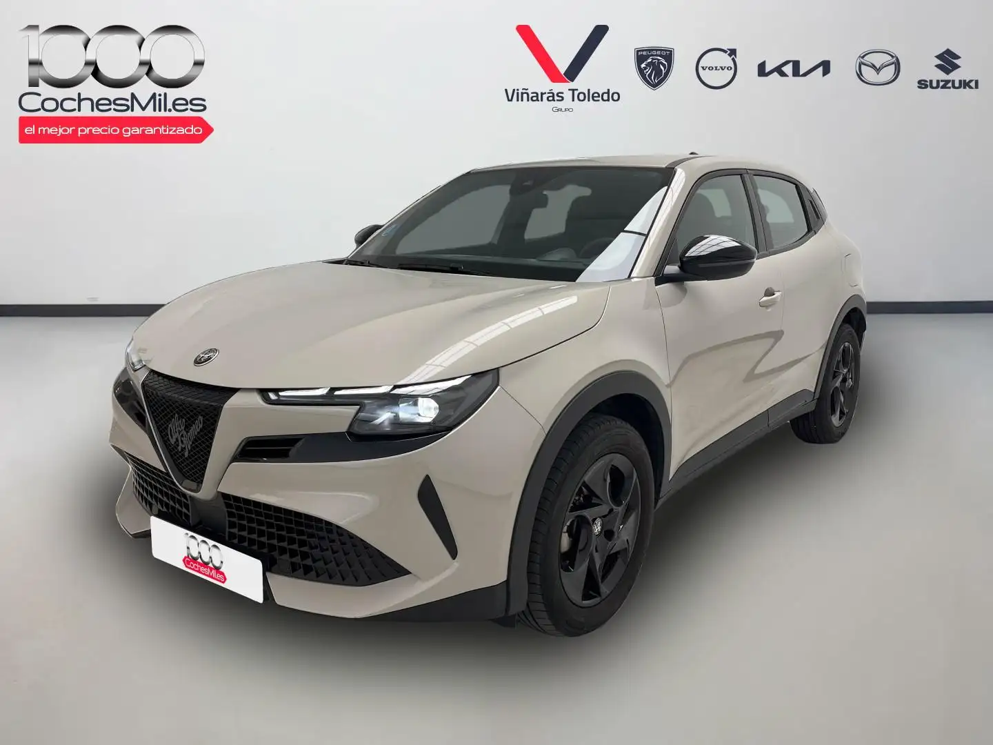 Alfa Romeo Junior Ibrida 100kW (136CV) Gris - 1