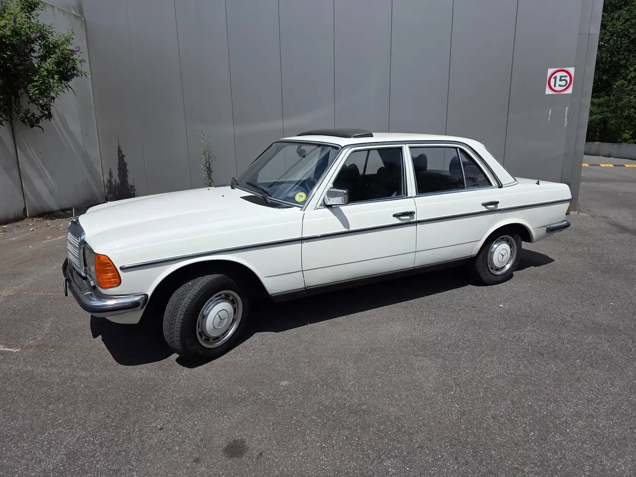 Mercedes-Benz 280 W123 280E, foto 3