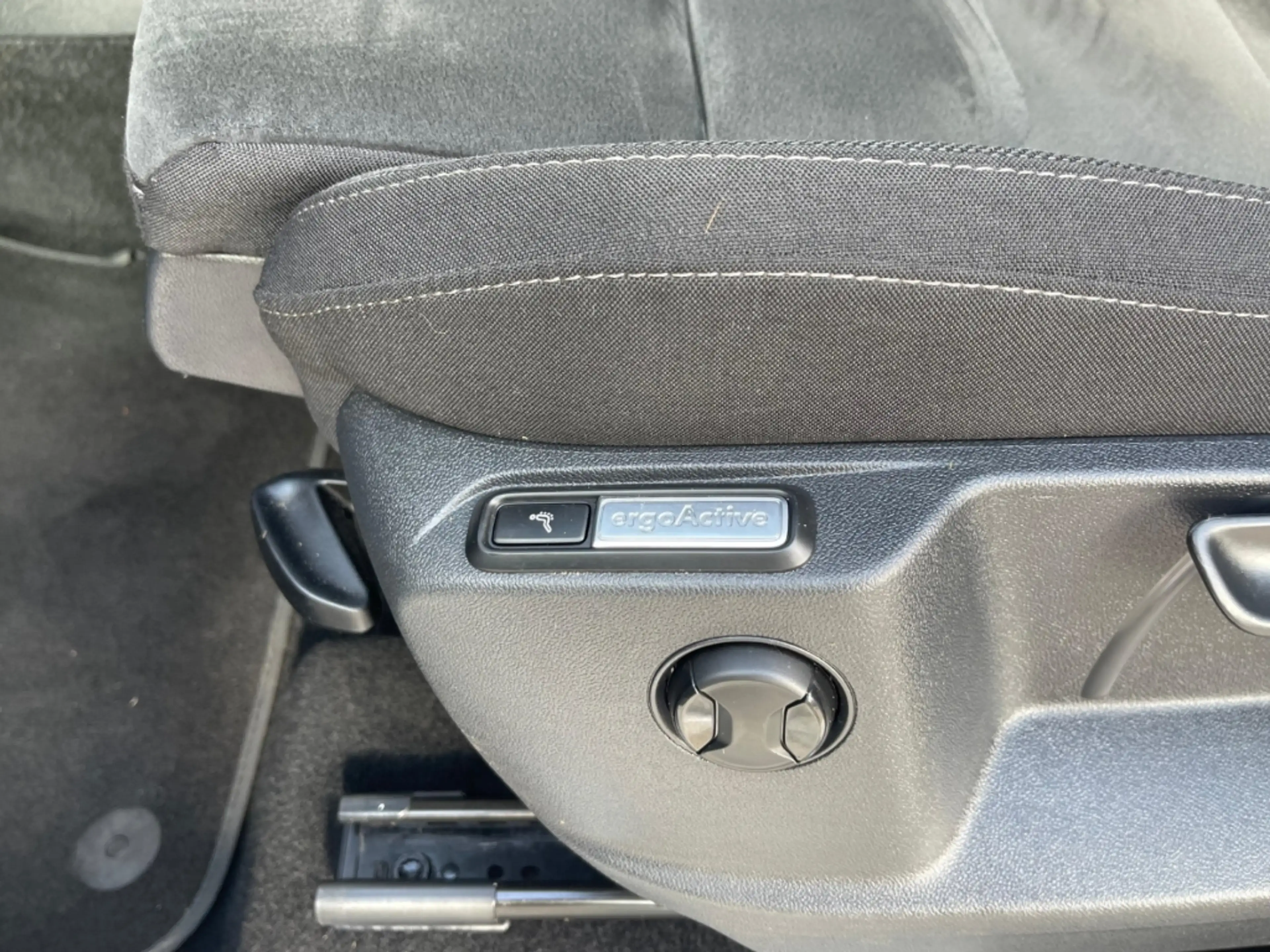 Volkswagen Tiguan Allspace Elegance 2.0TSI 4MDSG 360*HUD*IQ!! — photo 15