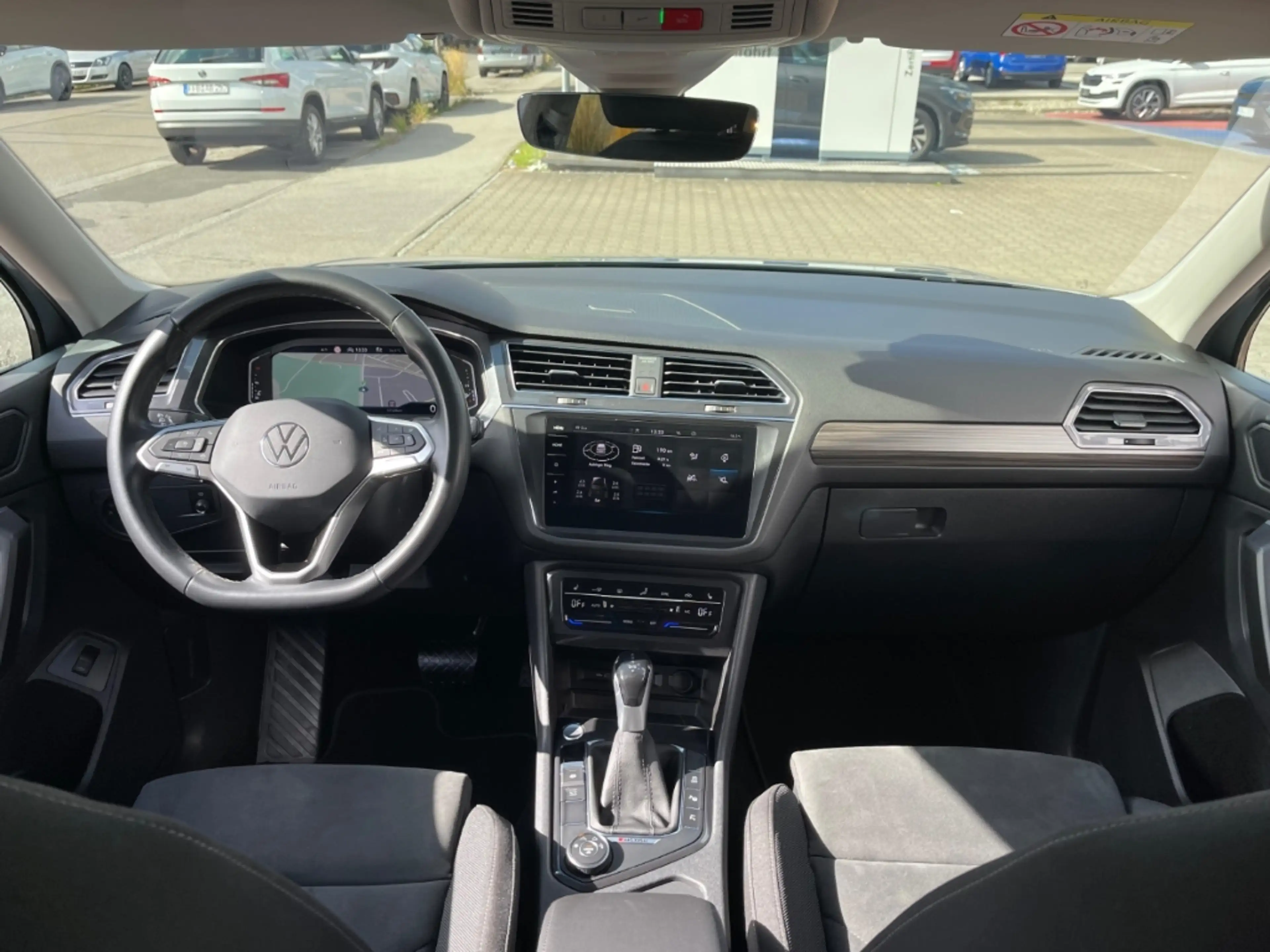 Volkswagen Tiguan Allspace Elegance 2.0TSI 4MDSG 360*HUD*IQ!! — photo 7