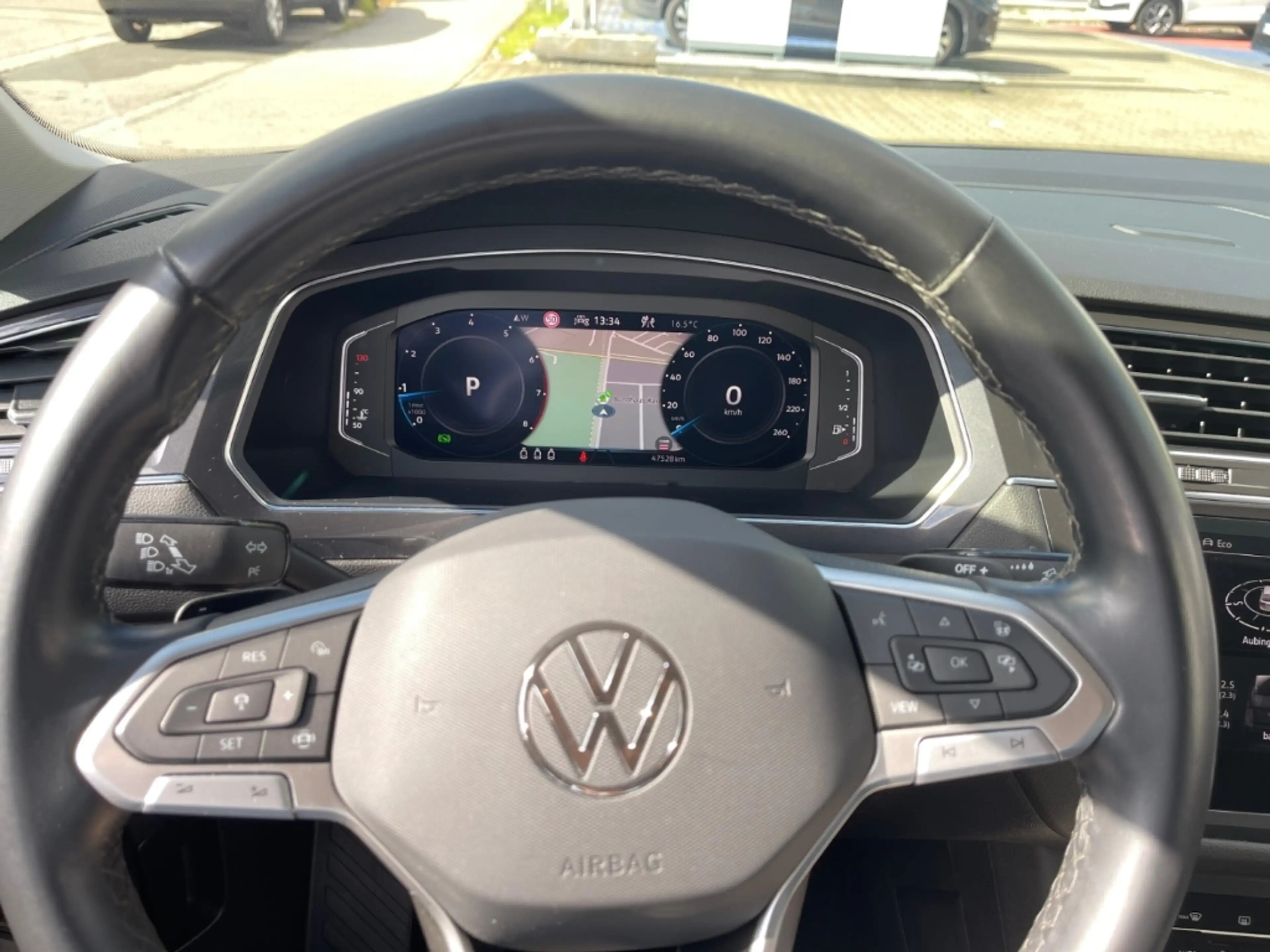 Volkswagen Tiguan Allspace Elegance 2.0TSI 4MDSG 360*HUD*IQ!! — photo 8