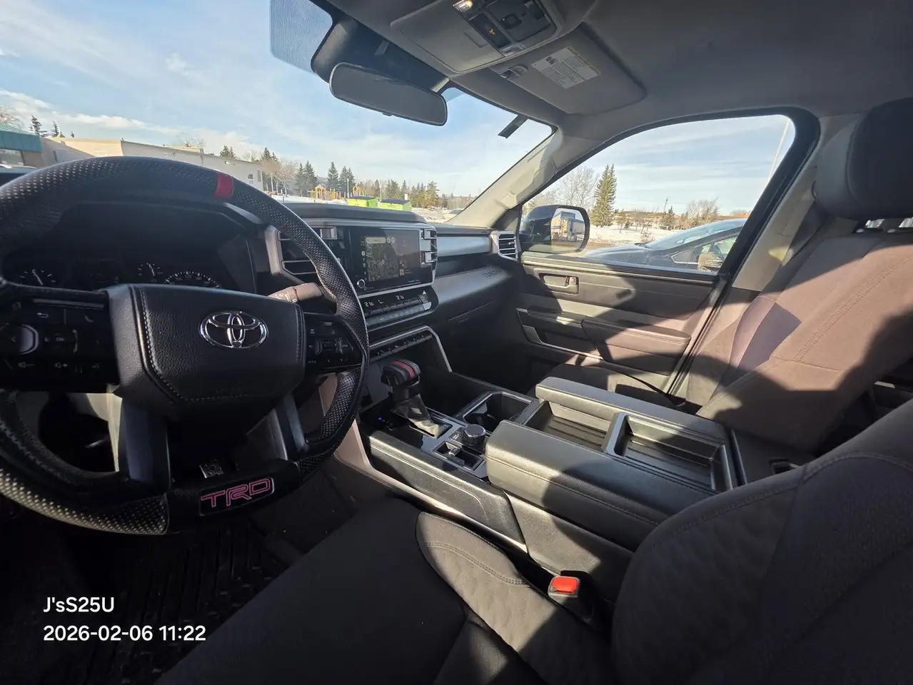 Toyota Tundra снимка Toyota Tundra
