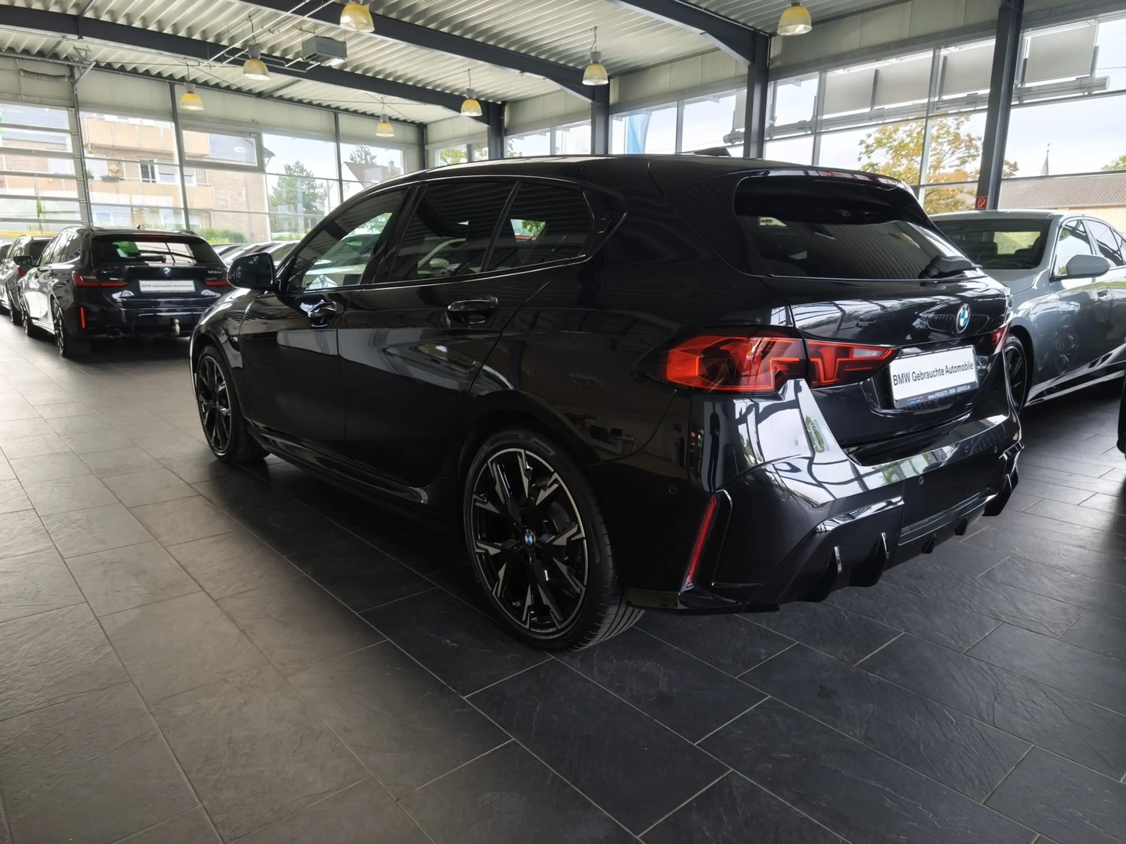 BMW 120 i M Sport Dr.As+/19" — photo 4