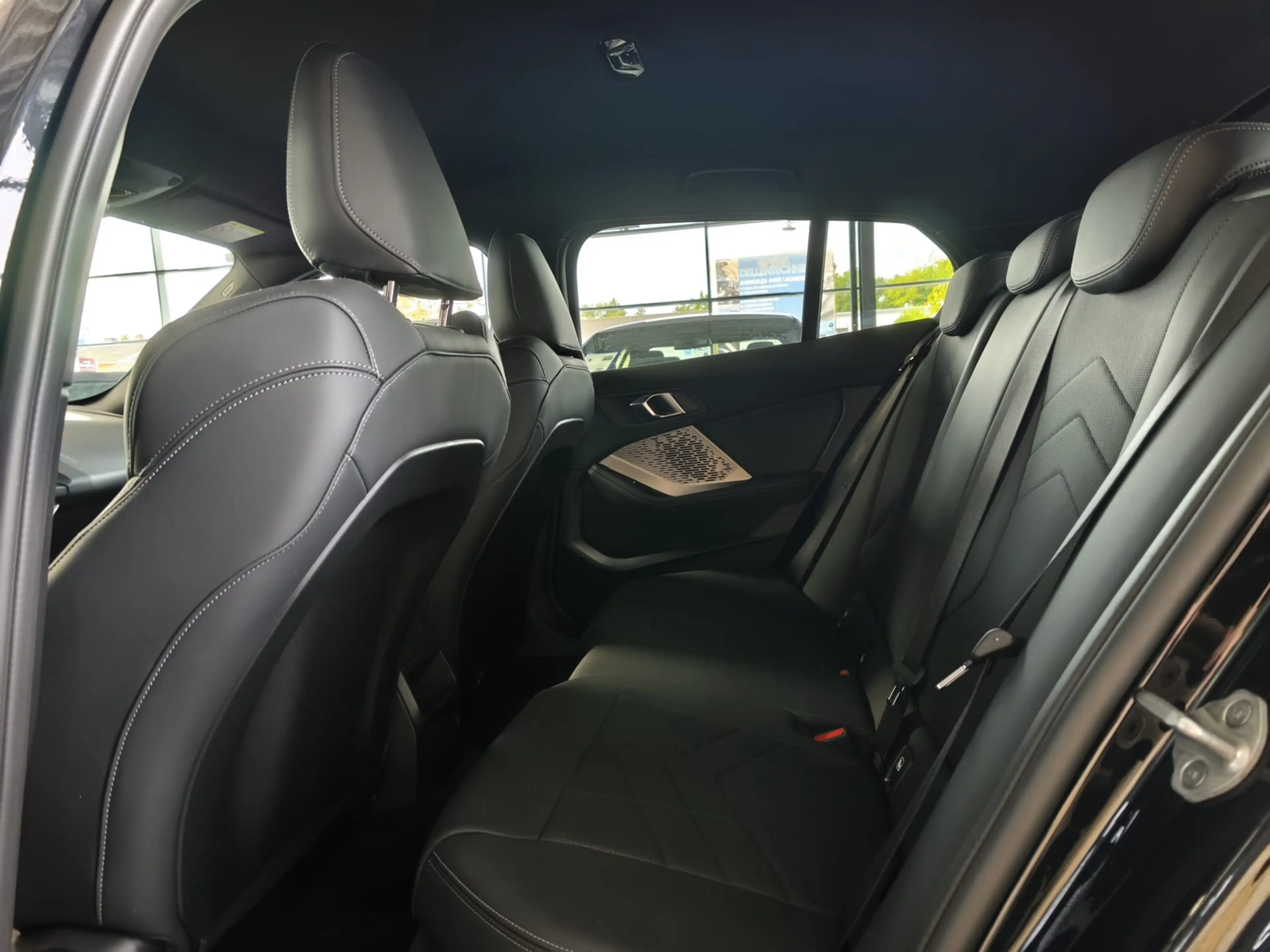 BMW 120 i M Sport Dr.As+/19" — photo 14