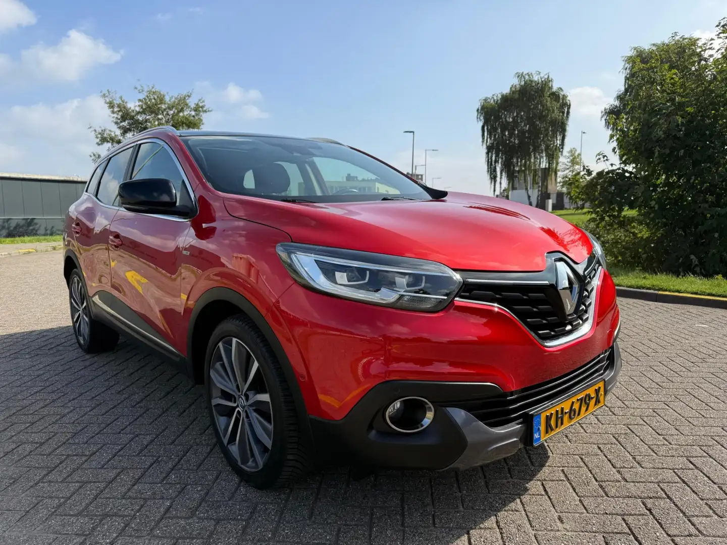 Renault Kadjar 1.2 TCe Bose_AUTOMAAT_PANO_LEER_CAMERA_NETTE AUTO Roşu - 2