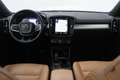 Volvo XC40 T4 AWD Momentum | Panoramadak | Leder | Trekhaak | Zwart - thumbnail 4