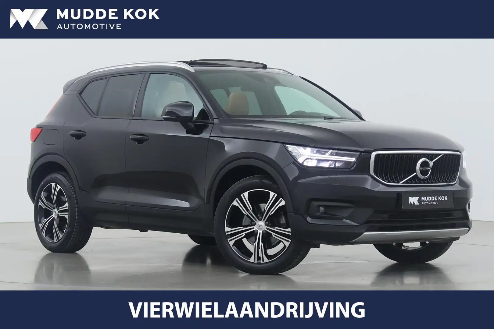 Volvo XC40 T4 AWD Momentum | Panoramadak | Leder | Trekhaak | Zwart - 1