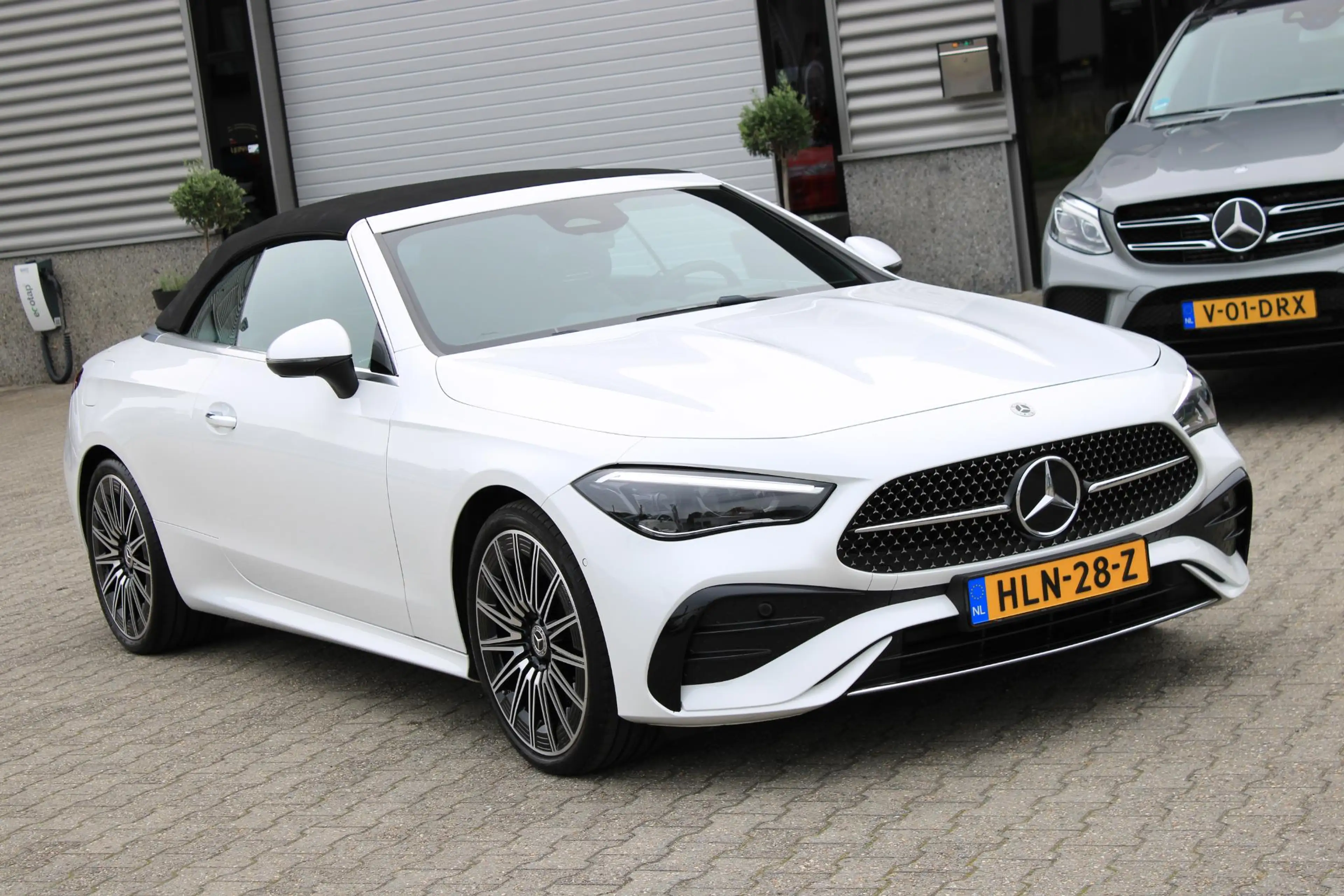 Mercedes-Benz CLE 200 Cabriolet AMG Cabrio Burmester | Distronic | Memor — photo 12