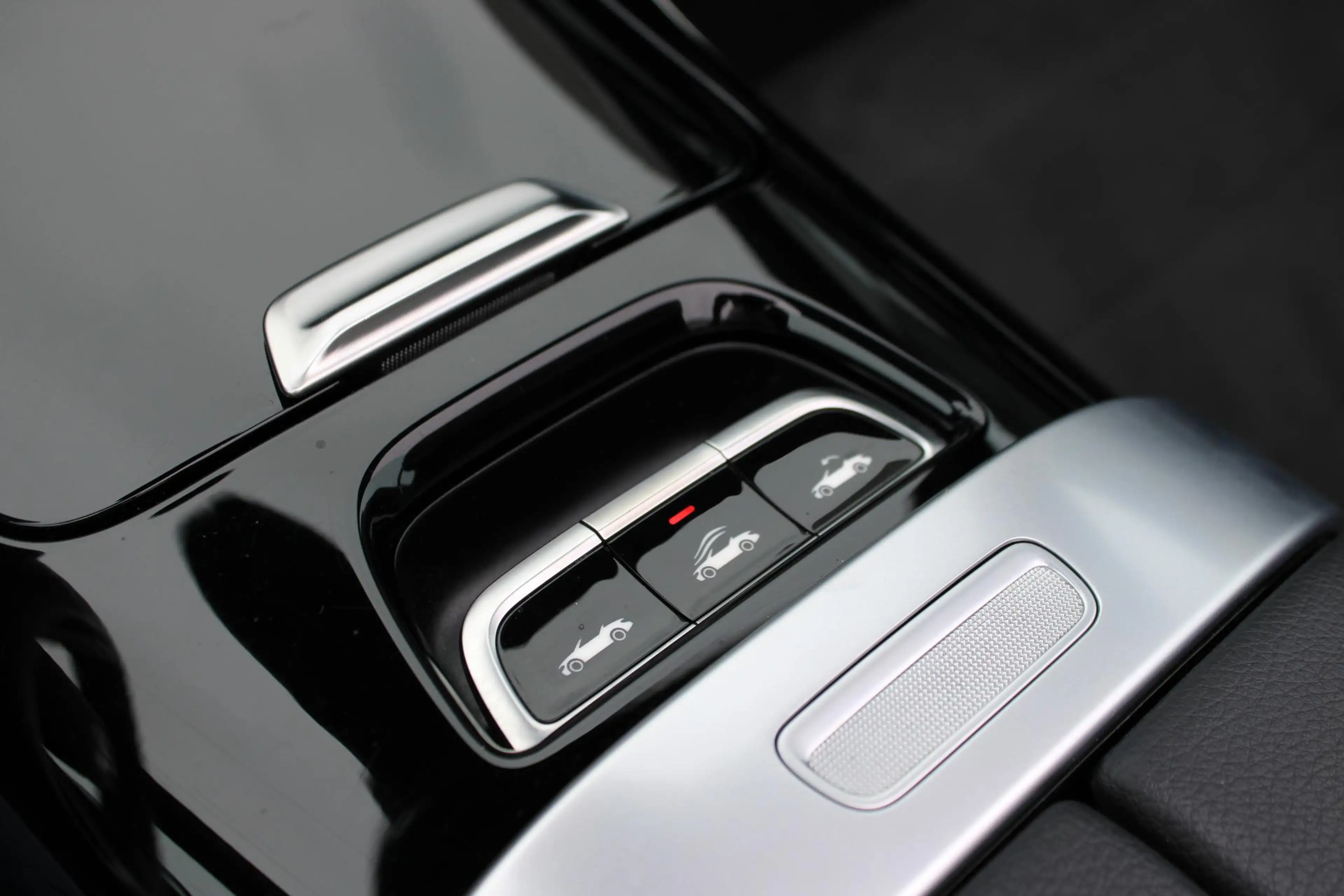 Mercedes-Benz CLE 200 Cabriolet AMG Cabrio Burmester | Distronic | Memor — photo 11