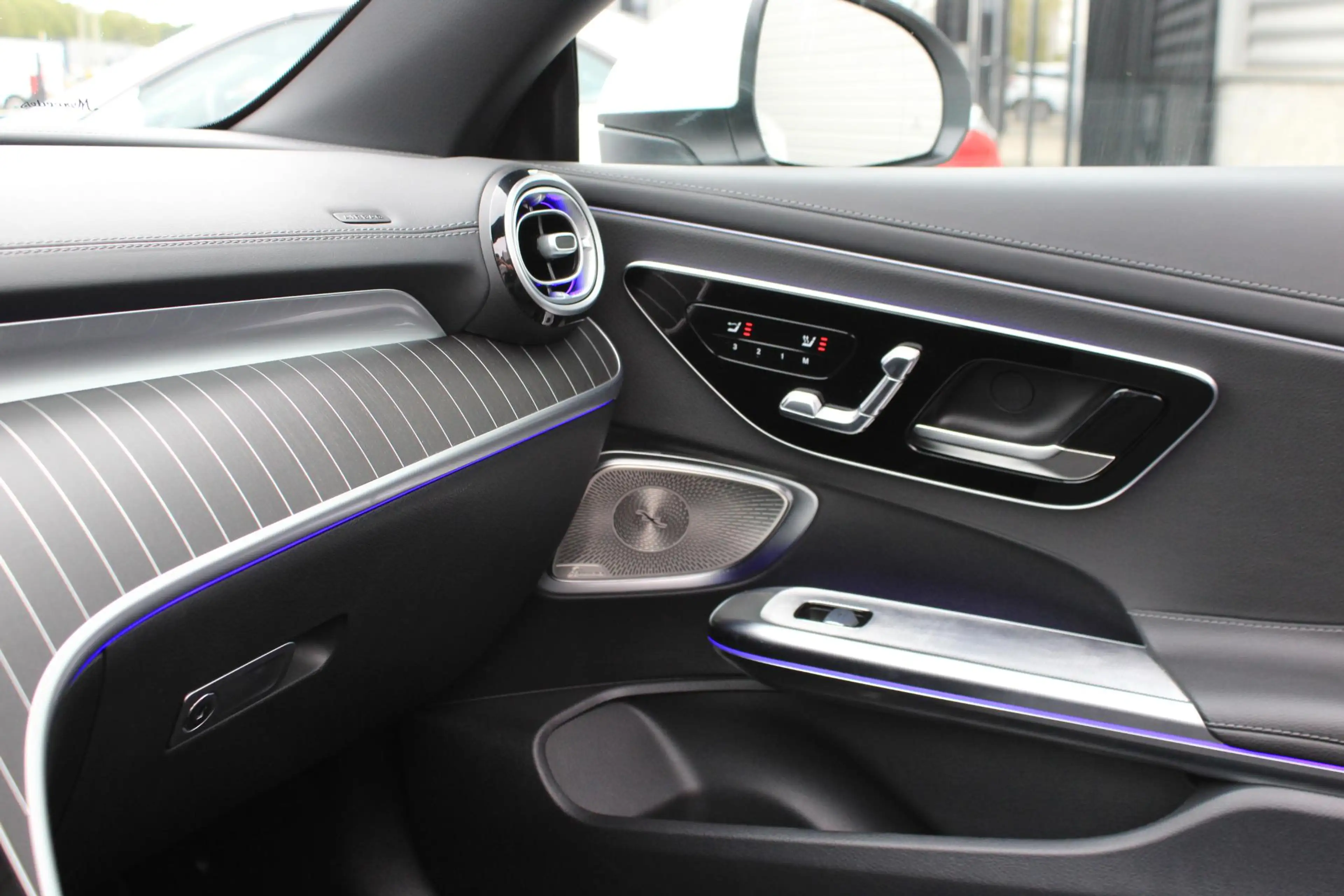 Mercedes-Benz CLE 200 Cabriolet AMG Cabrio Burmester | Distronic | Memor — photo 9