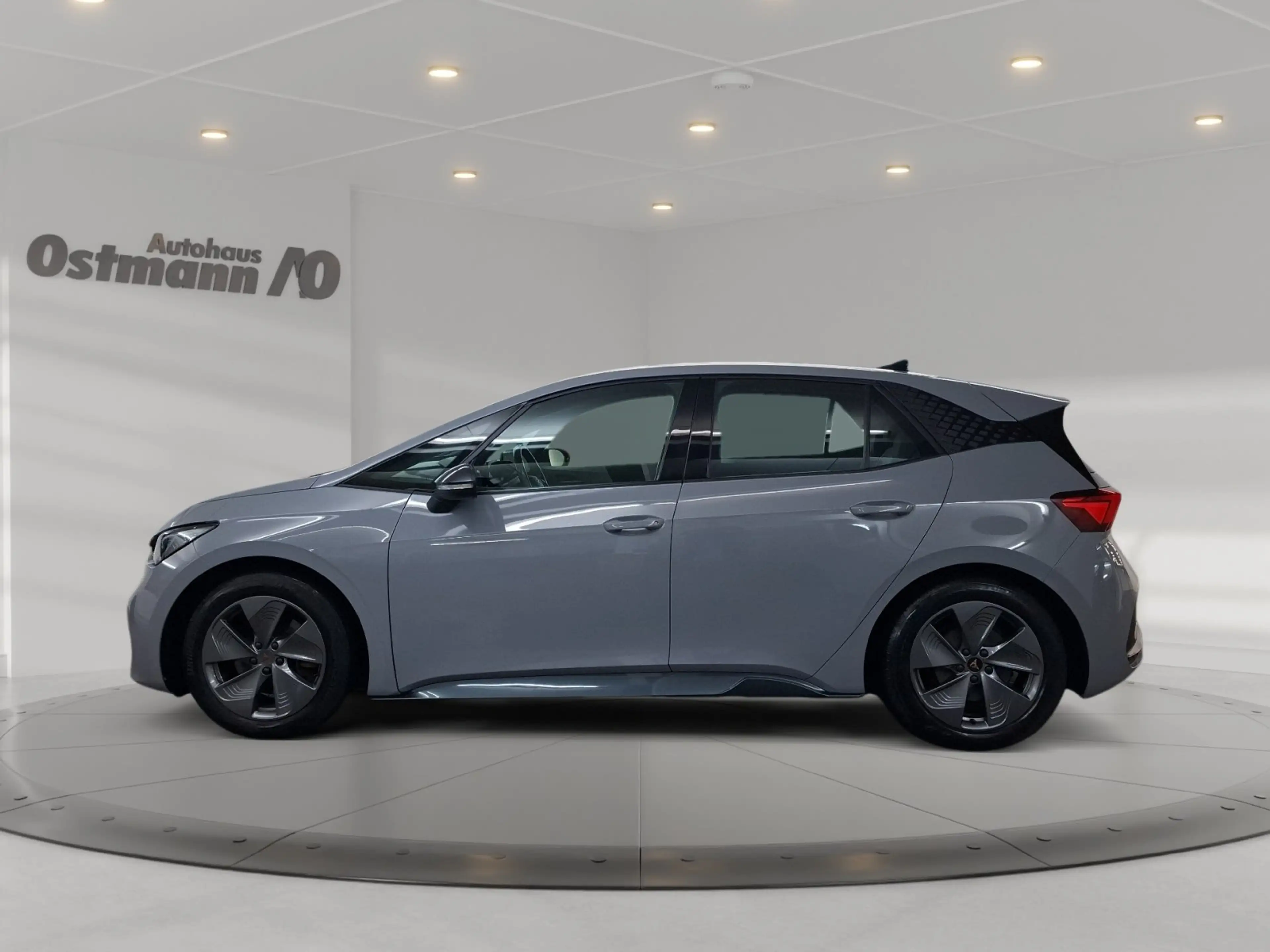 CUPRA Born 150 kW LED SHZ KeyLess — photo 2