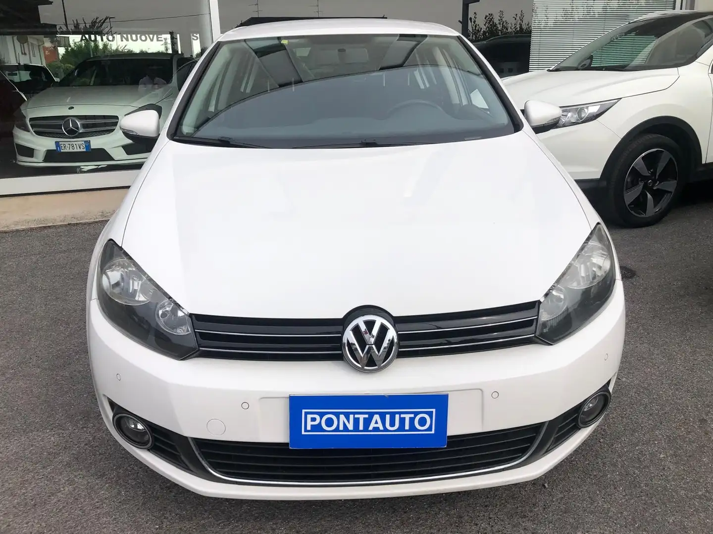 Volkswagen Golf 5p 2.0 tdi Highline 4motion Weiß - 2
