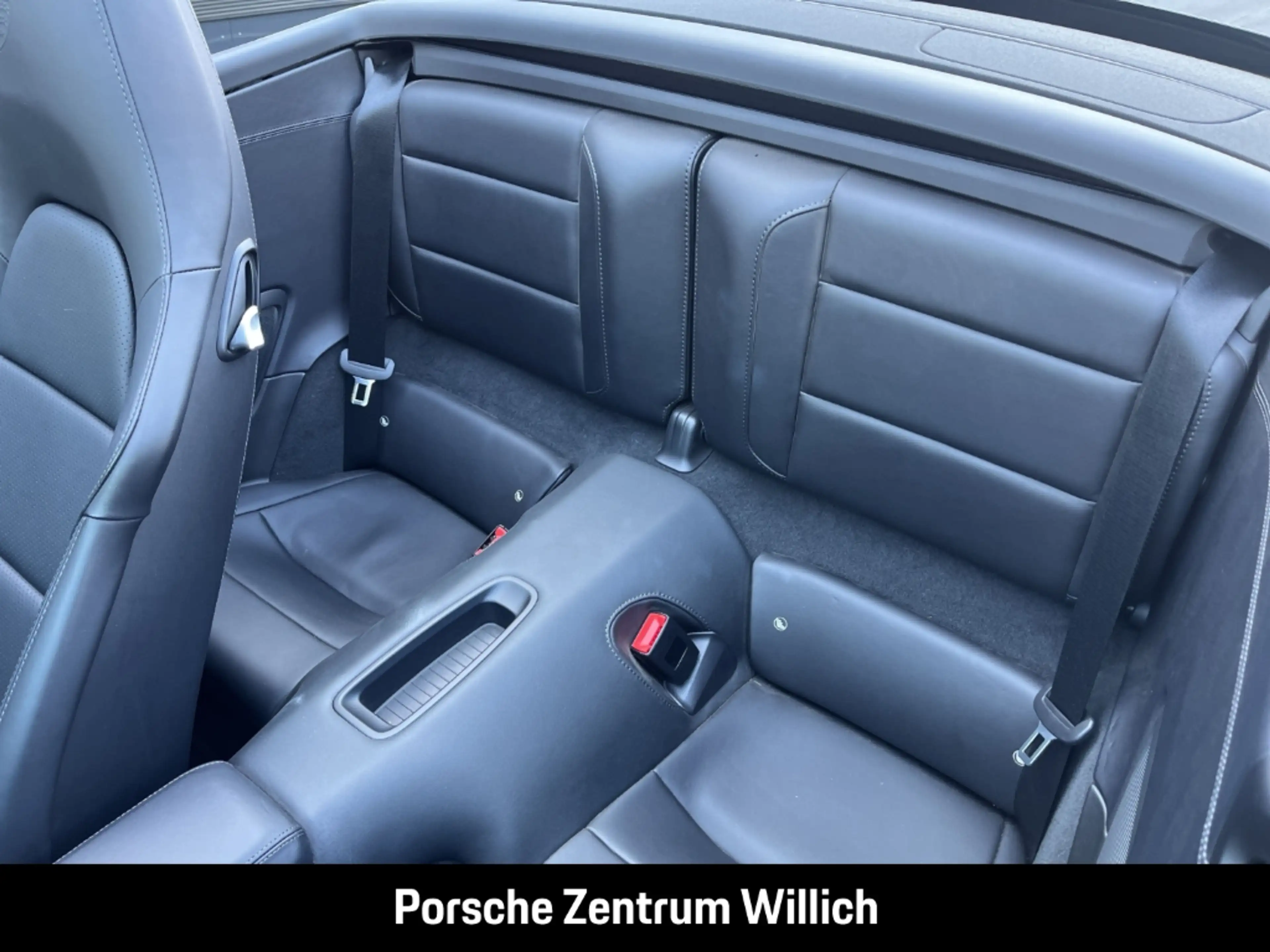 Porsche 991 -2 (911) Carrera S Cabriolet — photo 12