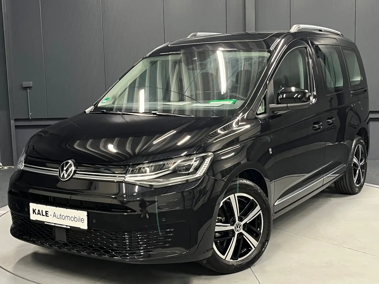 Volkswagen Caddy 2.0 TDI DSG Style *PANORAMA*nur 2.850 km*NAVI*LED* Noir - 1