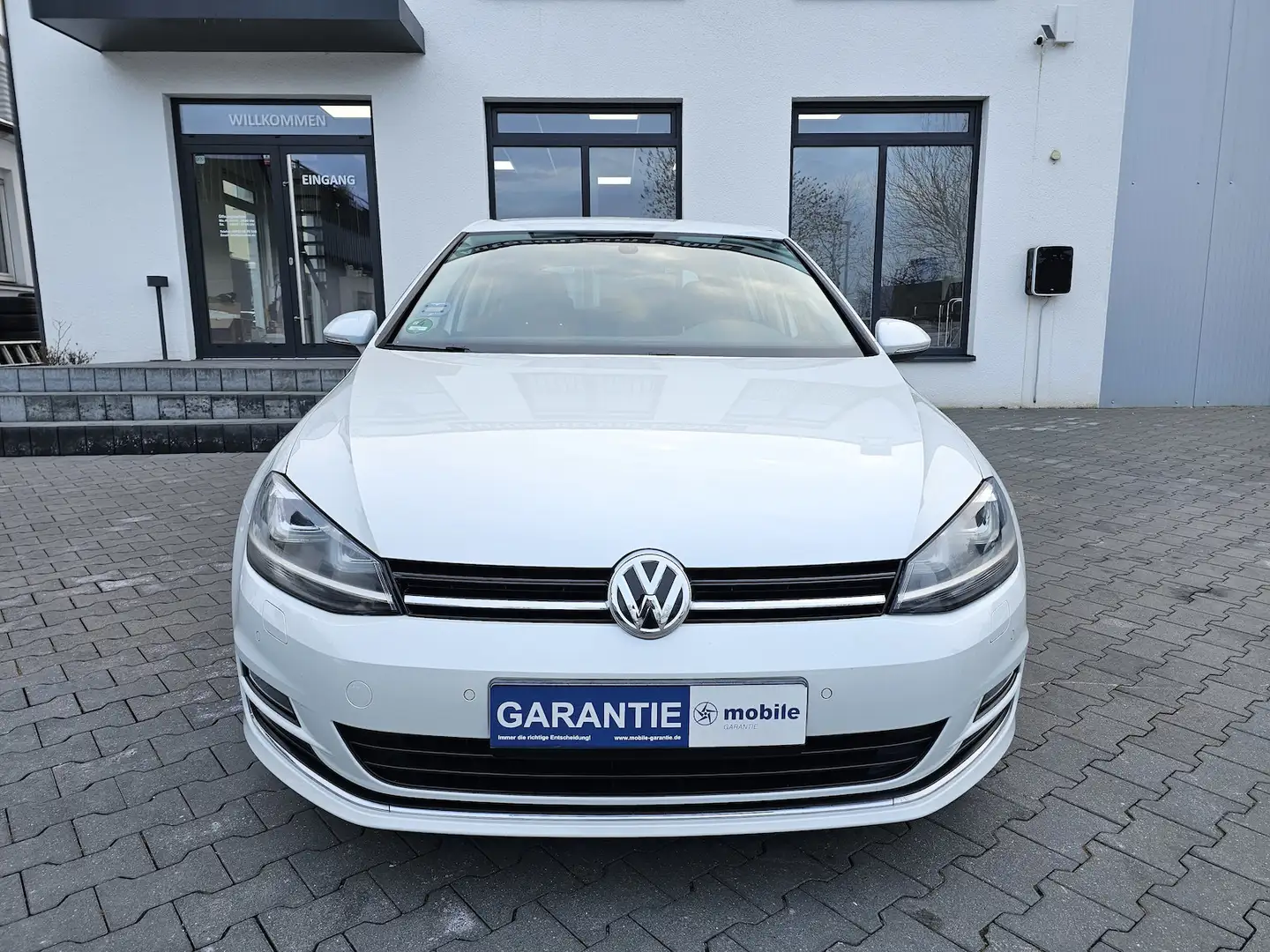 Volkswagen Golf VII 1.4 TSI Highline ALCANTARA BI XENON Weiß - 2