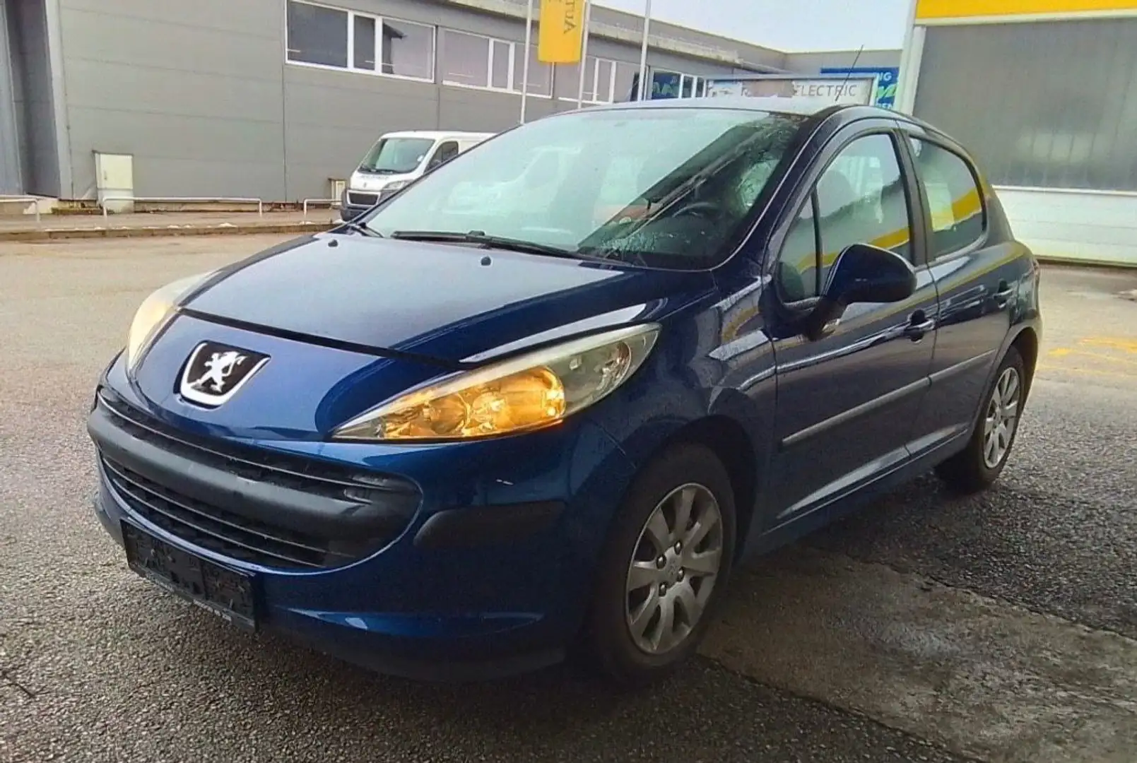 Peugeot 207 1.4 16V Tendance/5-türig/Klima/TÜV:12/2027 - 1