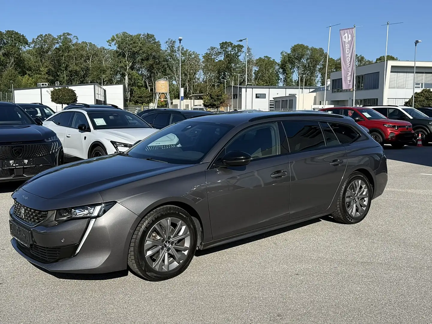 Peugeot 508 SW 1,5 BlueHDi 130 EAT8 S&S GT Line Aut. Grau - 2