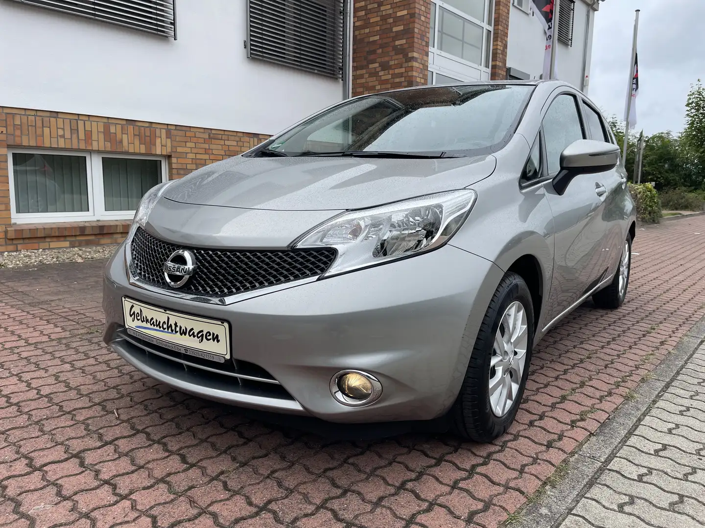 Nissan Note 1.2 Akcenta+ Nur 4700 km Grau - 1