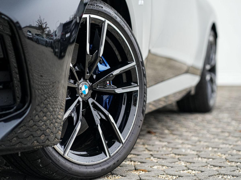 BMW 240 i xDrive Coupe ACC adapLED Glasdach KoZg H&K — photo 4