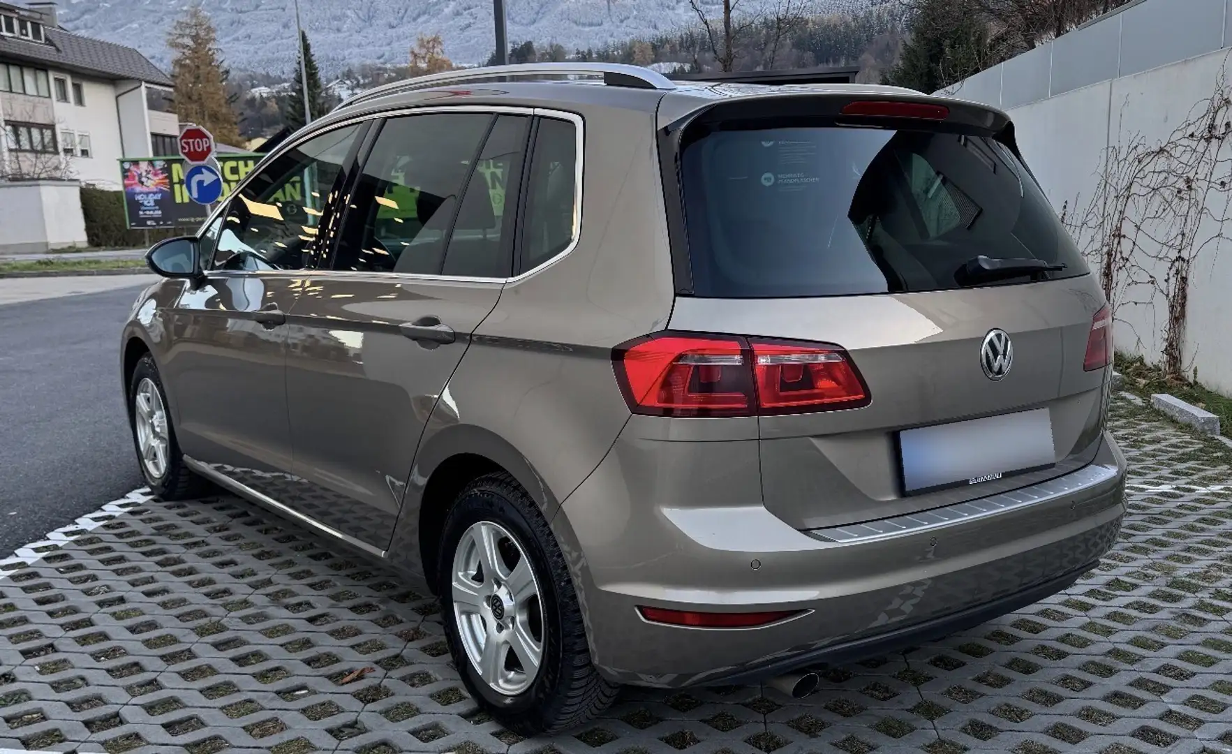 Volkswagen Golf Sportsvan Comfortline 1,6 BMT TDI DSG - 2
