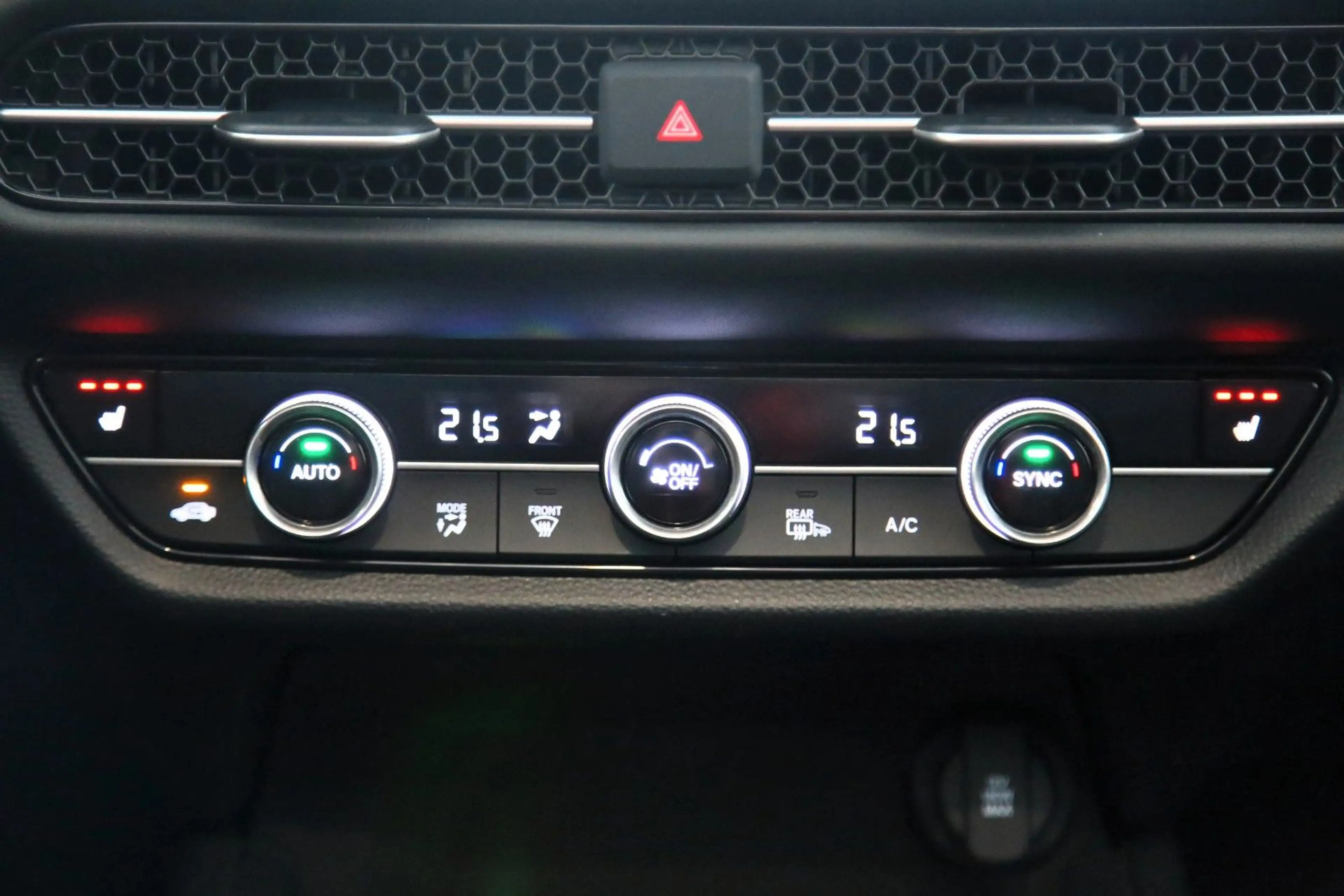 Honda ZR-V e:HEV Advance SHZ v+h Pano HUD Bose e-Sitze — photo 15