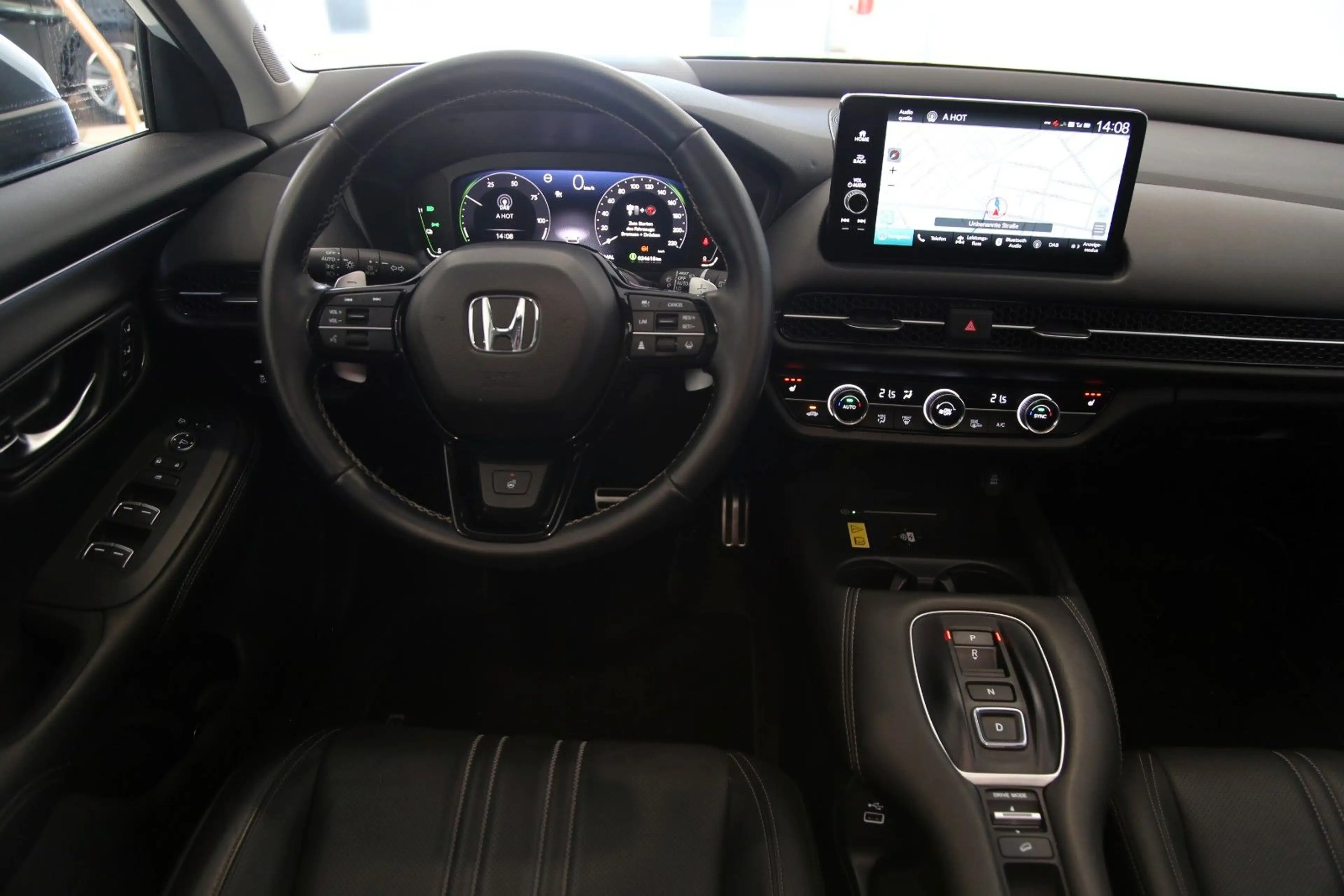 Honda ZR-V e:HEV Advance SHZ v+h Pano HUD Bose e-Sitze — photo 7